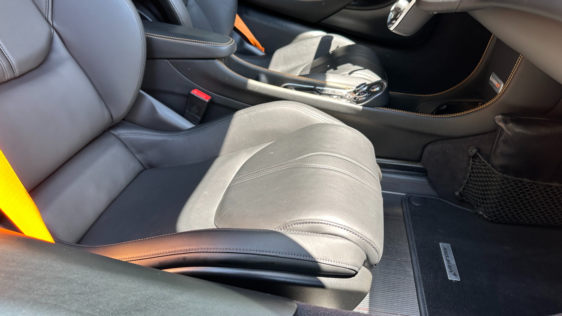 Used 2020 McLaren 600LT SPIDER / FRONT PPF / LEATHER INT / MSO BELTS / CARBON FIBER INT for sale $295,000 at Formula Imports in Charlotte NC 28227 46