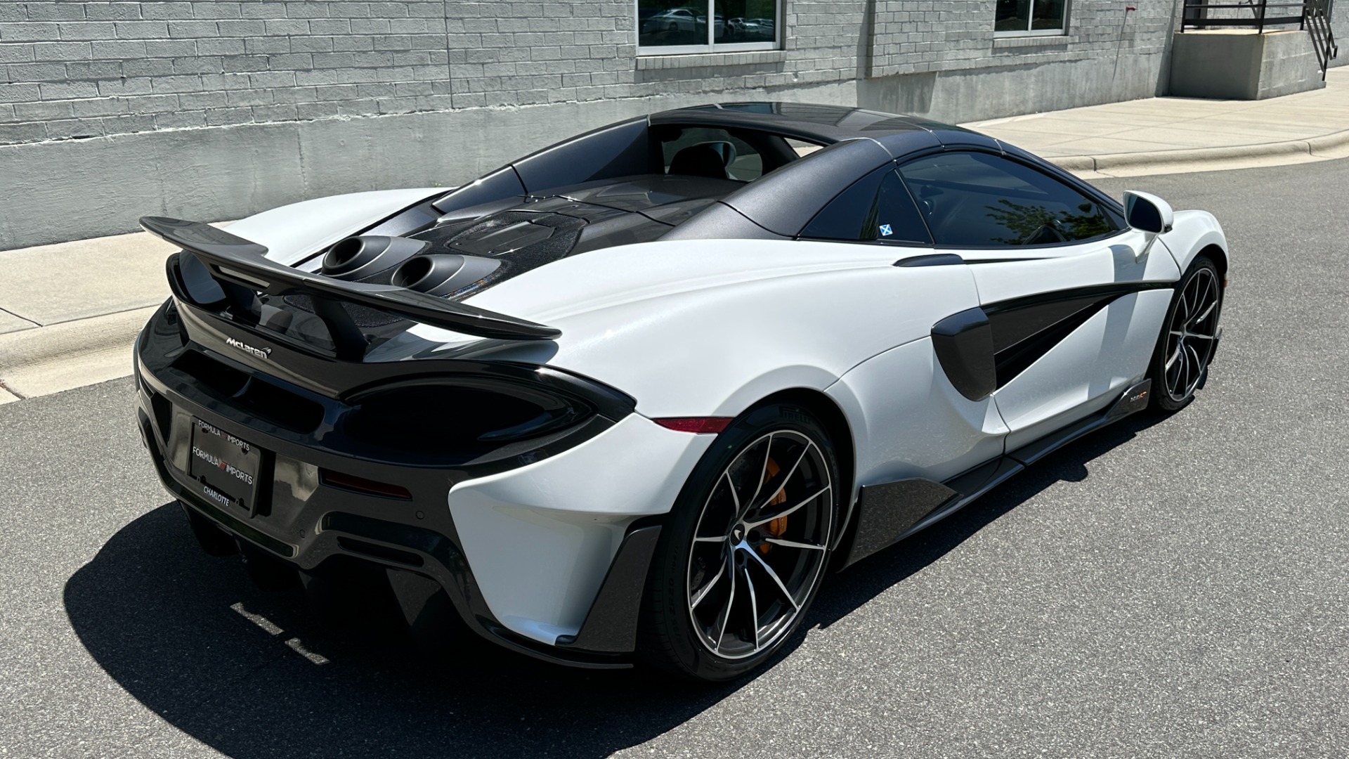 Used 2020 McLaren 600LT SPIDER / FRONT PPF / LEATHER INT / MSO BELTS / CARBON FIBER INT for sale $295,000 at Formula Imports in Charlotte NC 28227 8