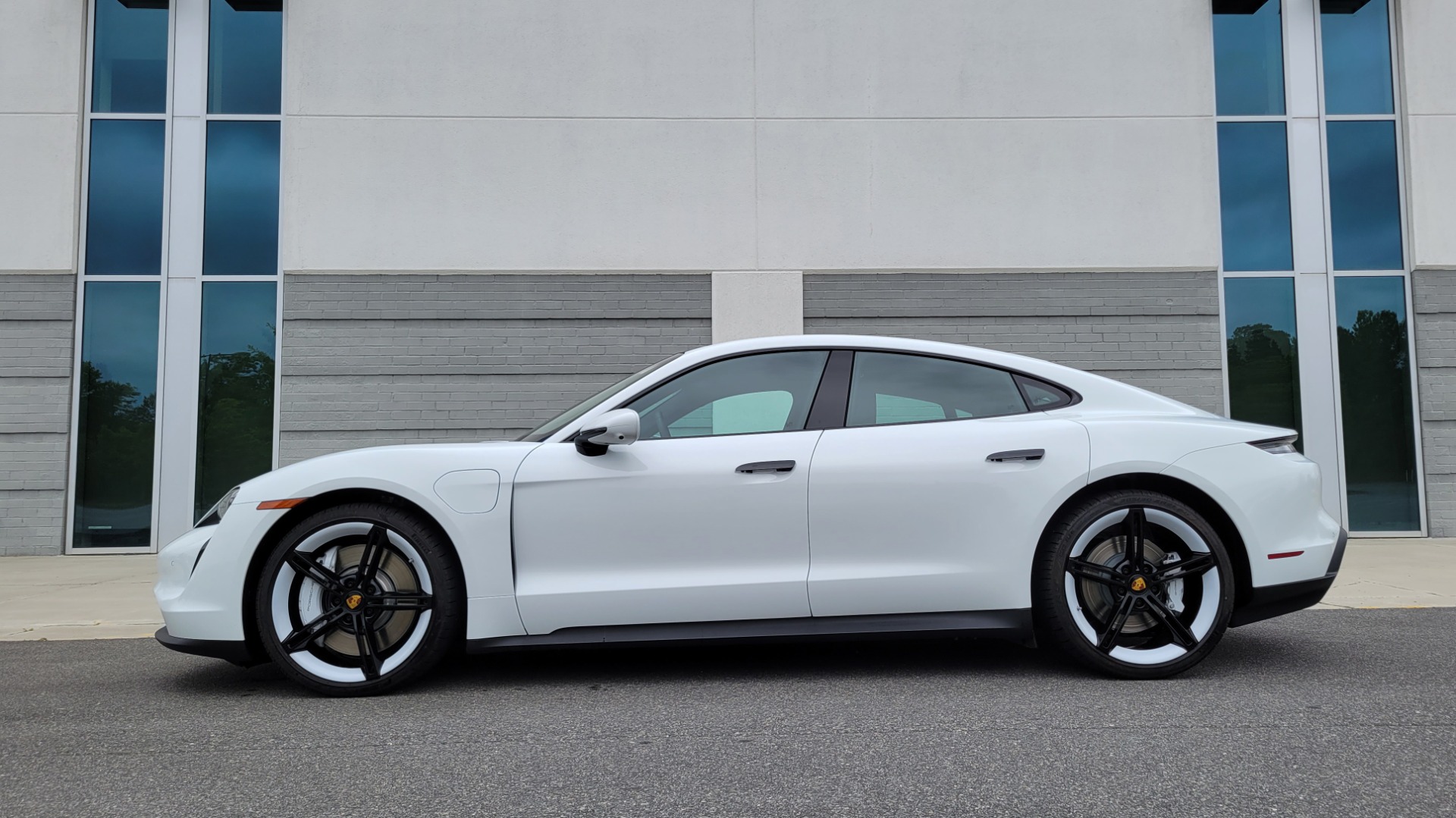 Used 2022 Porsche TAYCAN 4DR SEDAN / PREMIUM / NAV / GLASS ROOF / PSCB / SPORT SOUND for sale Sold at Formula Imports in Charlotte NC 28227 4