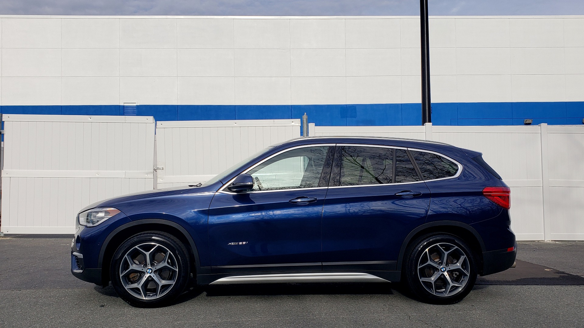 Used 2017 BMW X1 XDRIVE28I PREMIUM / NAV / SNRF / DRVR ASST / CLD WTHR for sale Sold at Formula Imports in Charlotte NC 28227 2