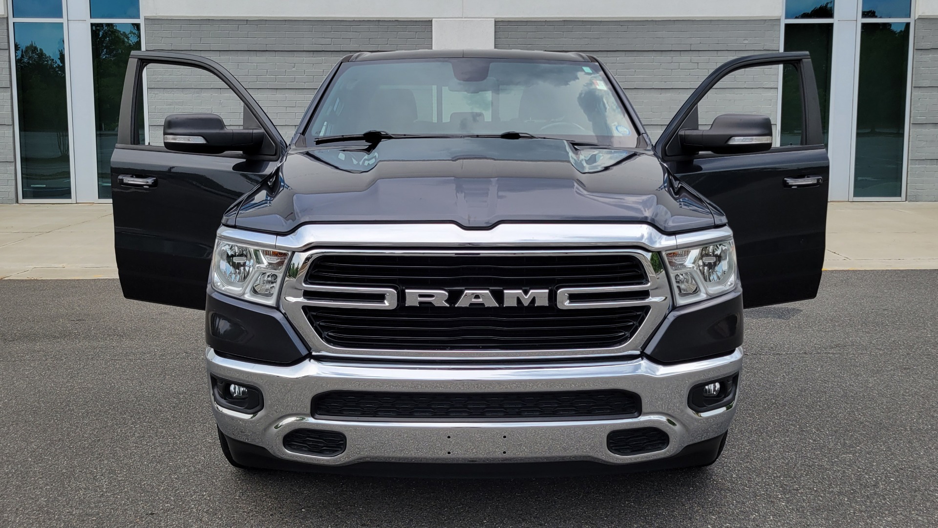 Used 2019 Ram 1500 BIG HORN QUAD CAB 4X2 / 5.7L HEMI / 8-SPD AUTO / CAMERA for sale Sold at Formula Imports in Charlotte NC 28227 23