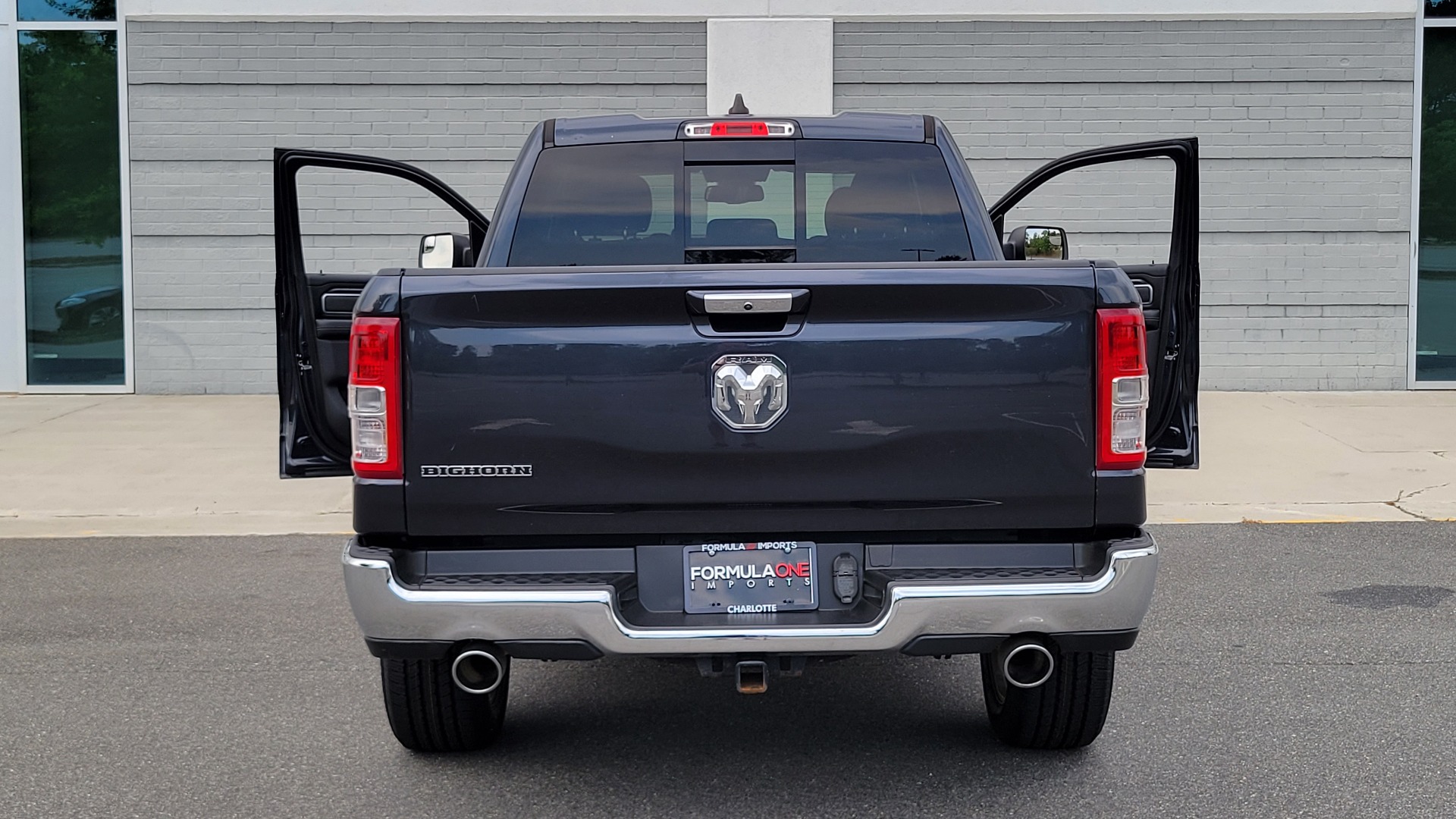 Used 2019 Ram 1500 BIG HORN QUAD CAB 4X2 / 5.7L HEMI / 8-SPD AUTO / CAMERA for sale $33,900 at Formula Imports in Charlotte NC 28227 29