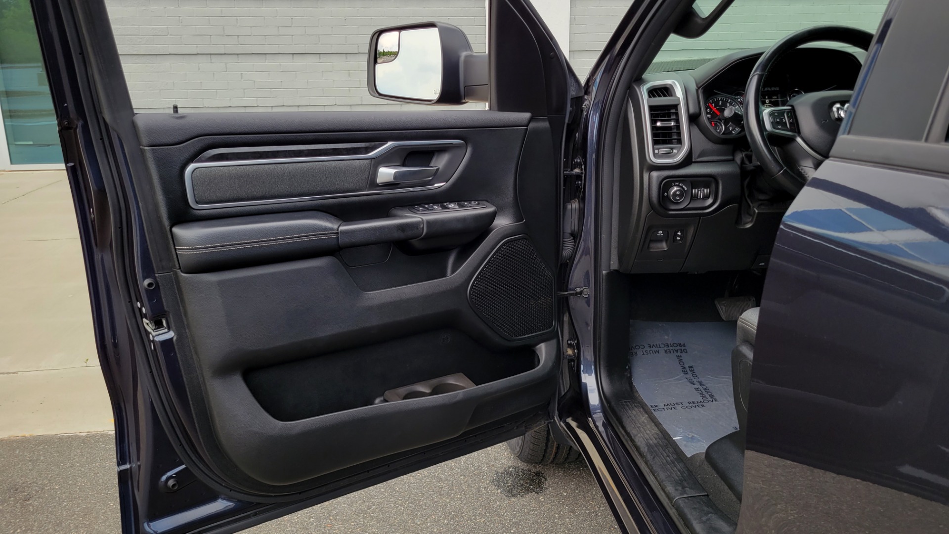 Used 2019 Ram 1500 BIG HORN QUAD CAB 4X2 / 5.7L HEMI / 8-SPD AUTO / CAMERA for sale Sold at Formula Imports in Charlotte NC 28227 34