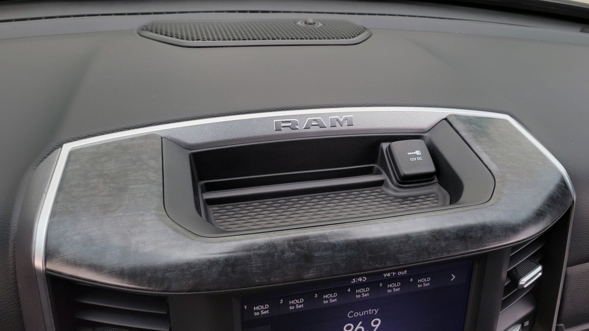Used 2019 Ram 1500 BIG HORN QUAD CAB 4X2 / 5.7L HEMI / 8-SPD AUTO / CAMERA for sale Sold at Formula Imports in Charlotte NC 28227 46