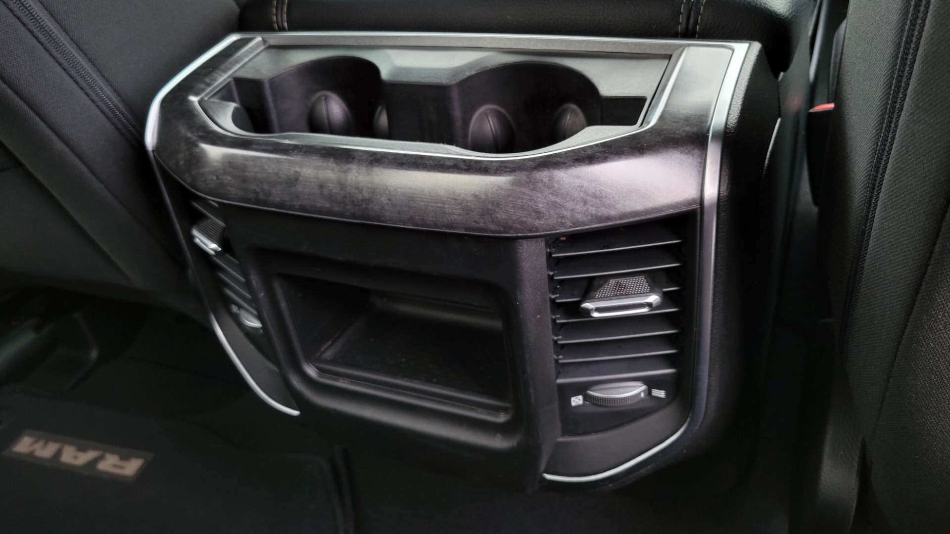 Used 2019 Ram 1500 BIG HORN QUAD CAB 4X2 / 5.7L HEMI / 8-SPD AUTO / CAMERA for sale Sold at Formula Imports in Charlotte NC 28227 77