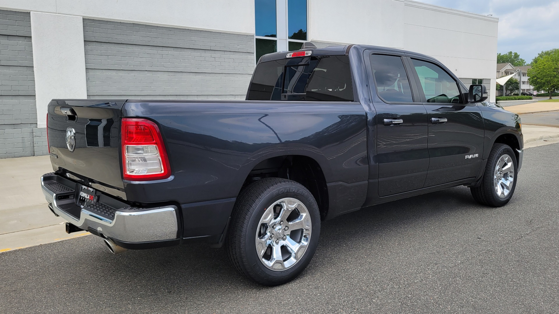Used 2019 Ram 1500 BIG HORN QUAD CAB 4X2 / 5.7L HEMI / 8-SPD AUTO / CAMERA for sale Sold at Formula Imports in Charlotte NC 28227 8