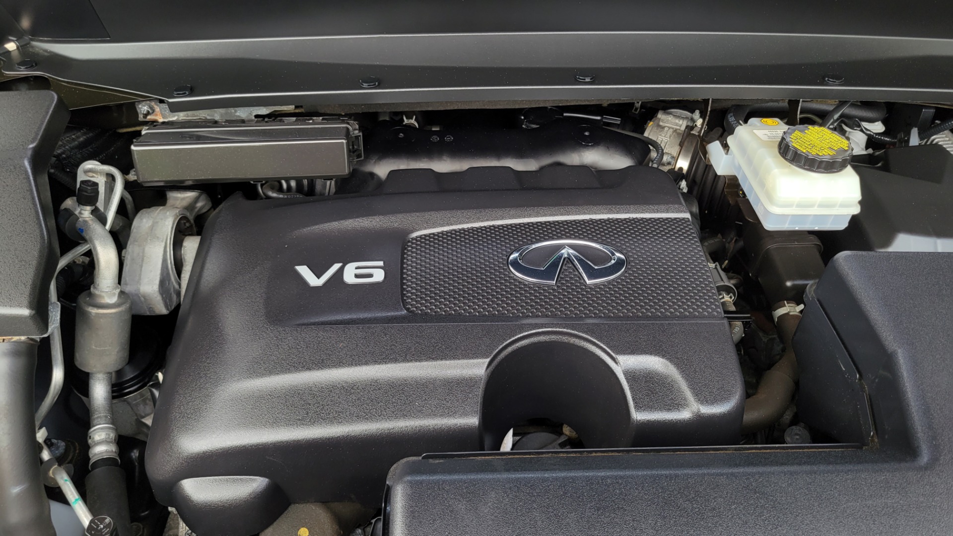 Used 2019 INFINITI QX60 PURE 3.5L / AWD / NAV / SUNROOF / 3-ROW / CAMERA for sale Sold at Formula Imports in Charlotte NC 28227 13