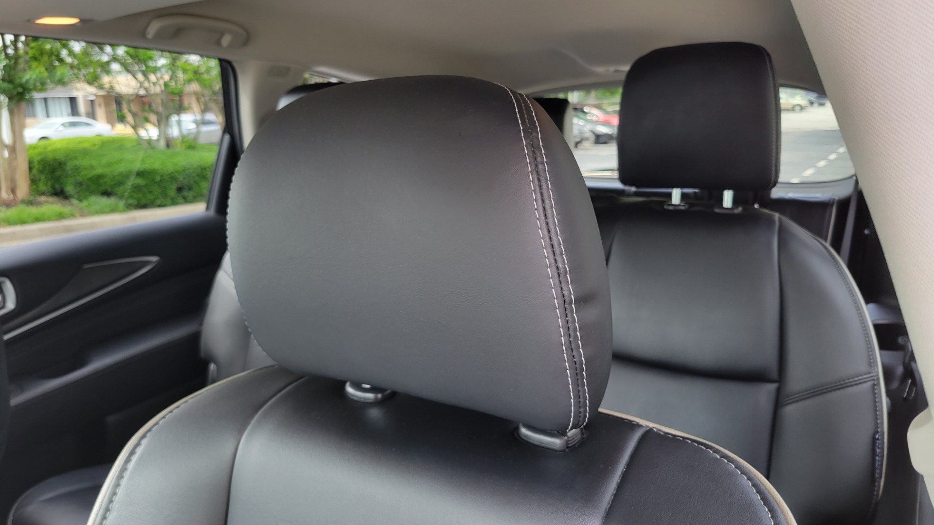 Used 2019 INFINITI QX60 PURE 3.5L / AWD / NAV / SUNROOF / 3-ROW / CAMERA for sale Sold at Formula Imports in Charlotte NC 28227 27