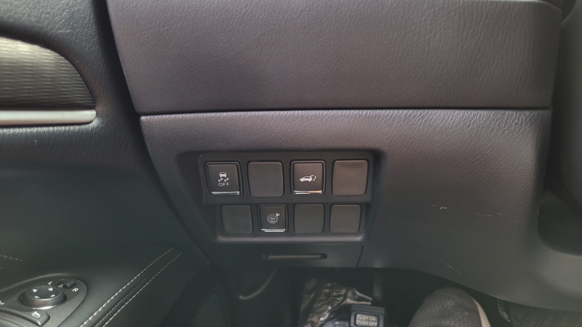 Used 2019 INFINITI QX60 PURE 3.5L / AWD / NAV / SUNROOF / 3-ROW / CAMERA for sale Sold at Formula Imports in Charlotte NC 28227 30