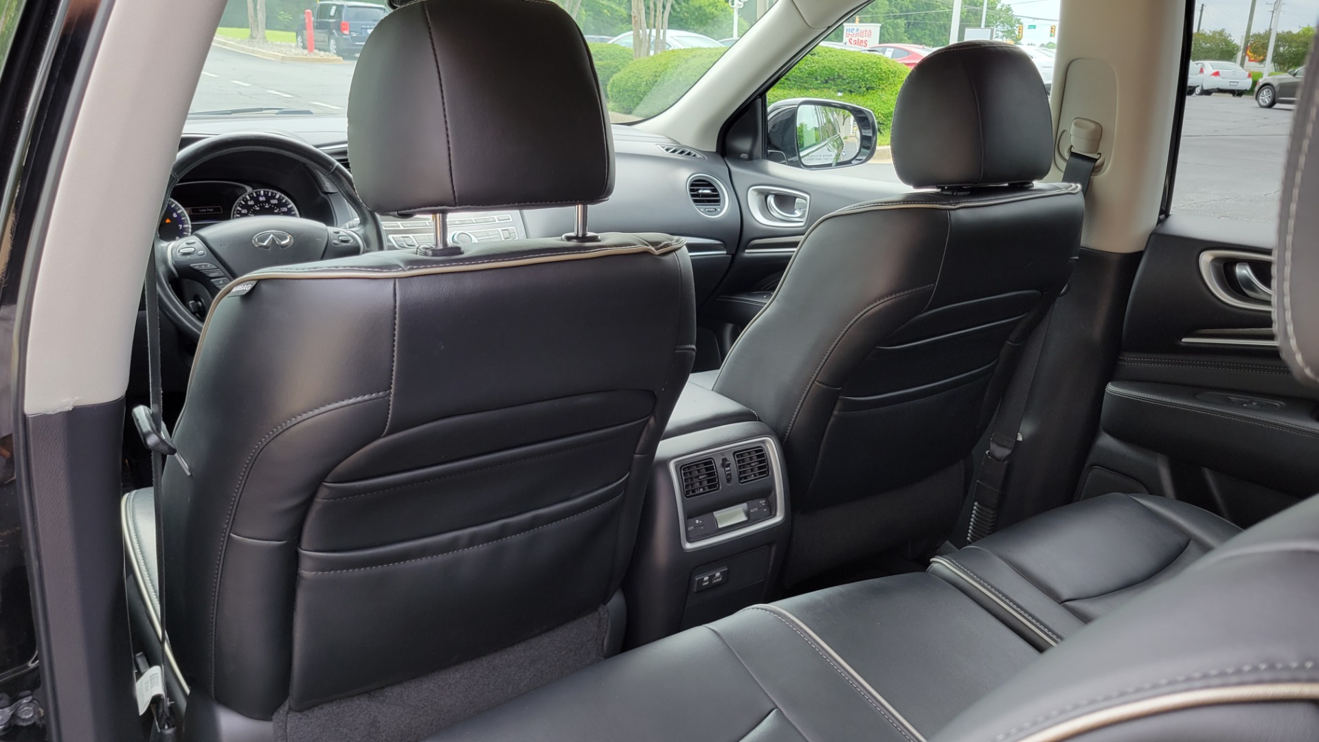 Used 2019 INFINITI QX60 PURE 3.5L / AWD / NAV / SUNROOF / 3-ROW / CAMERA for sale Sold at Formula Imports in Charlotte NC 28227 52