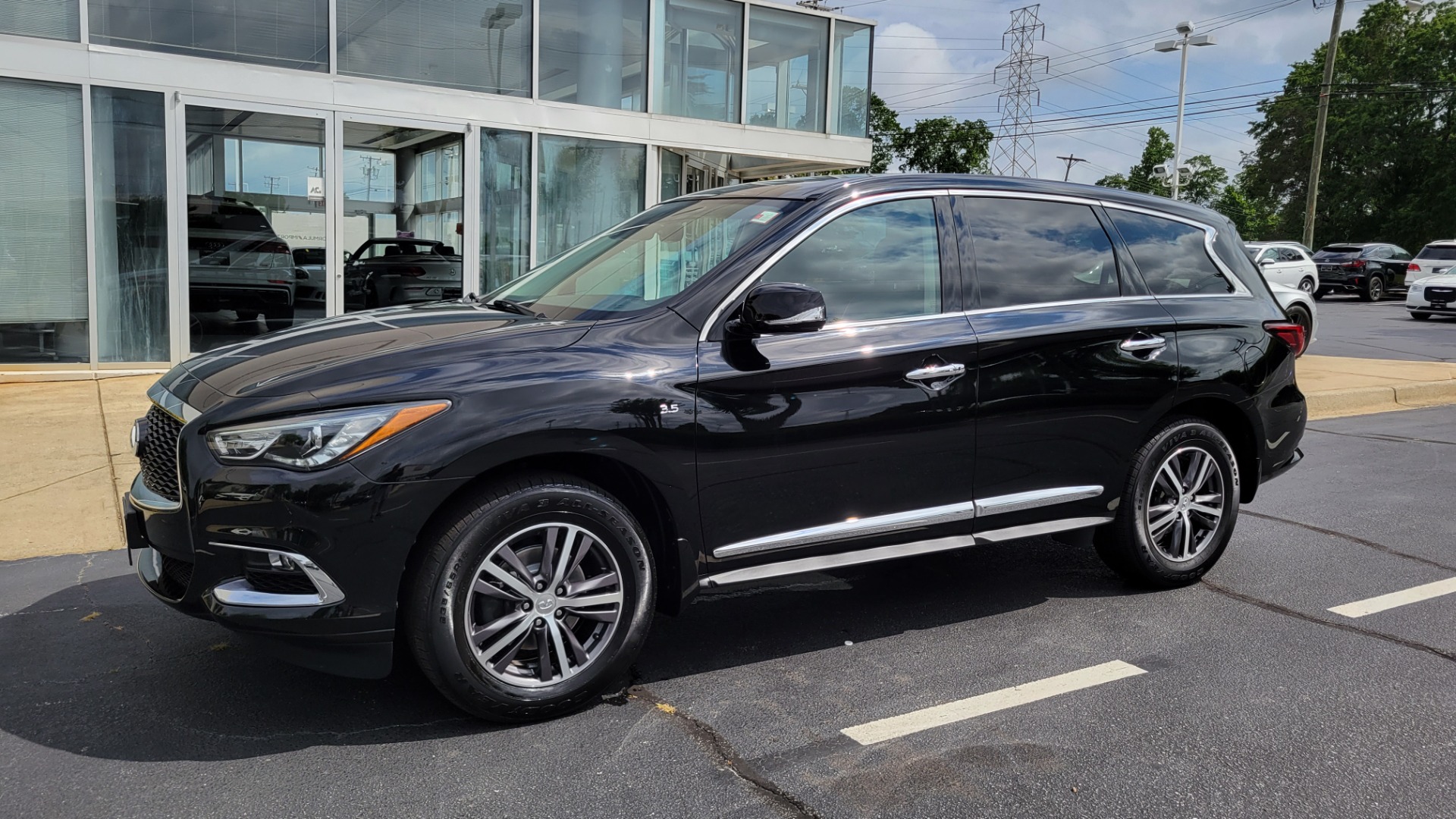 Used 2019 INFINITI QX60 PURE 3.5L / AWD / NAV / SUNROOF / 3-ROW / CAMERA for sale Sold at Formula Imports in Charlotte NC 28227 1