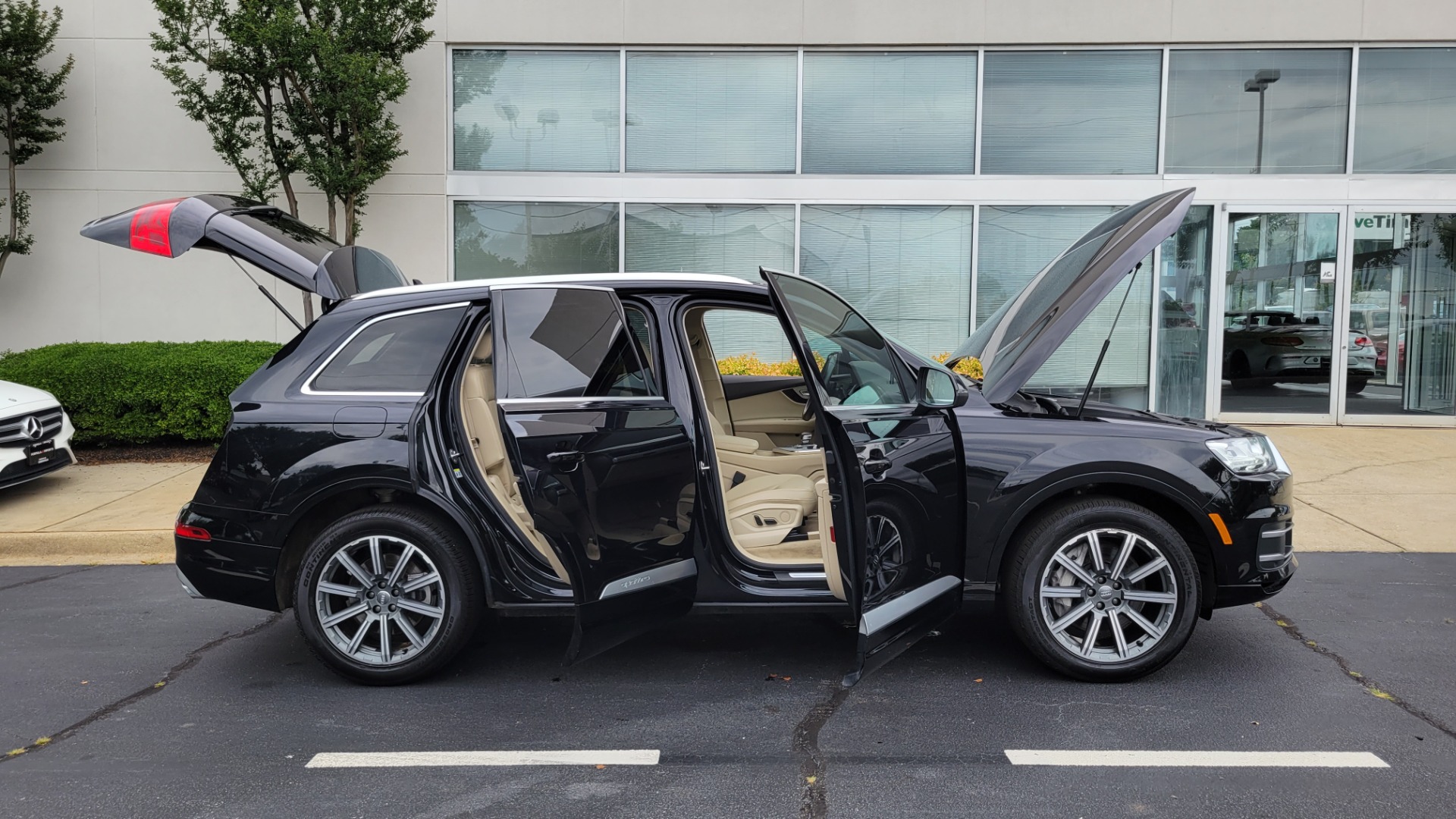 Used 2019 Audi Q7 PREMIUM PLUS / COLD WTHR / NAV / SUNROOF / 3-ROW / CAMERA for sale Sold at Formula Imports in Charlotte NC 28227 15