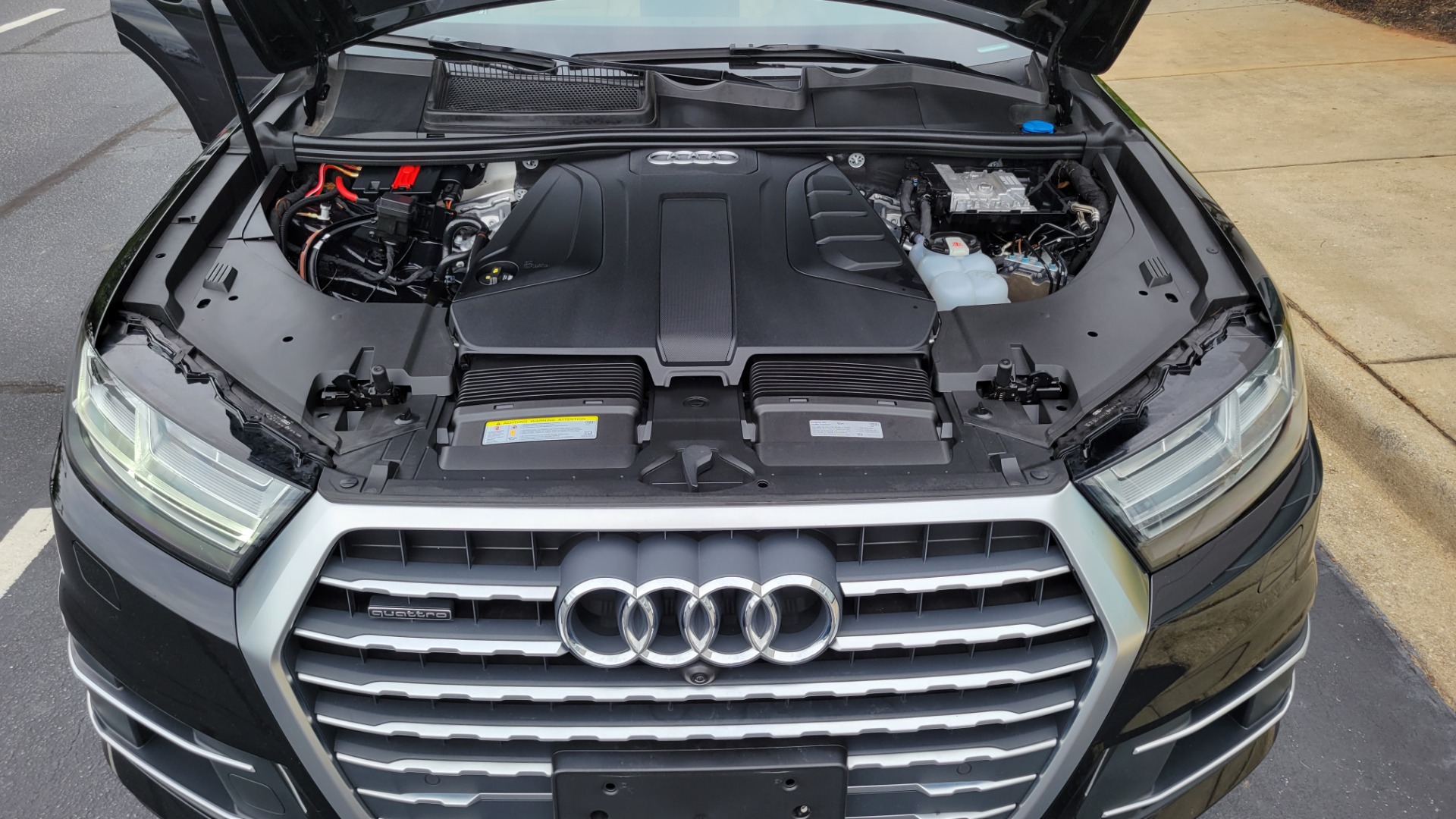 Used 2019 Audi Q7 PREMIUM PLUS / COLD WTHR / NAV / SUNROOF / 3-ROW / CAMERA for sale Sold at Formula Imports in Charlotte NC 28227 16