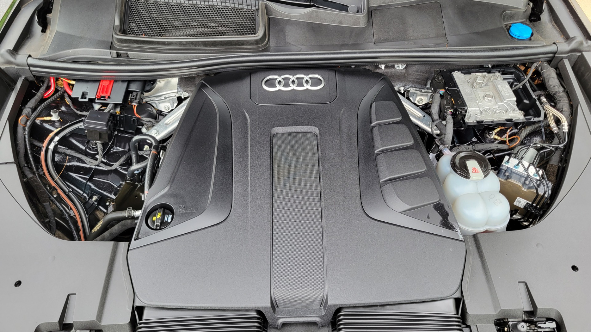 Used 2019 Audi Q7 PREMIUM PLUS / COLD WTHR / NAV / SUNROOF / 3-ROW / CAMERA for sale Sold at Formula Imports in Charlotte NC 28227 17