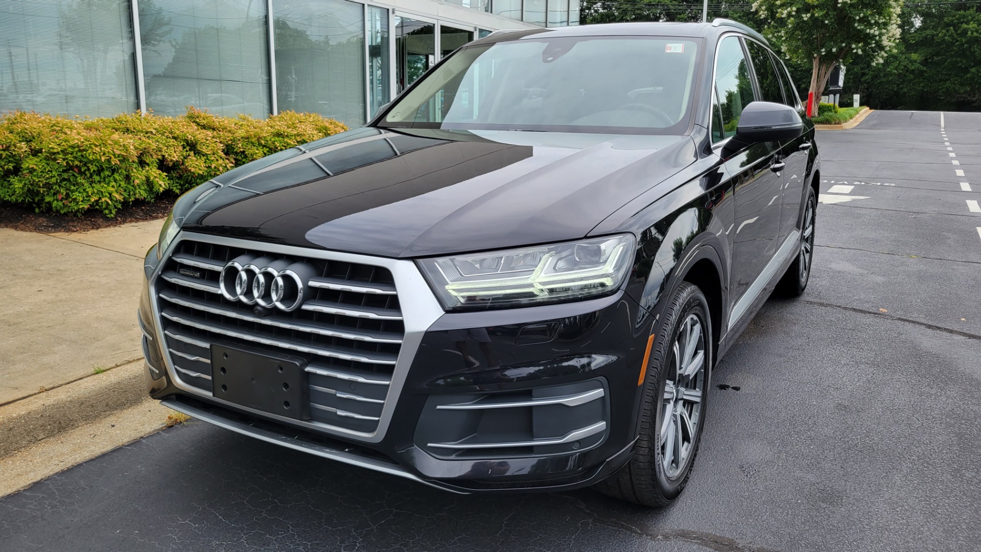 Used 2019 Audi Q7 PREMIUM PLUS / COLD WTHR / NAV / SUNROOF / 3-ROW / CAMERA for sale Sold at Formula Imports in Charlotte NC 28227 2