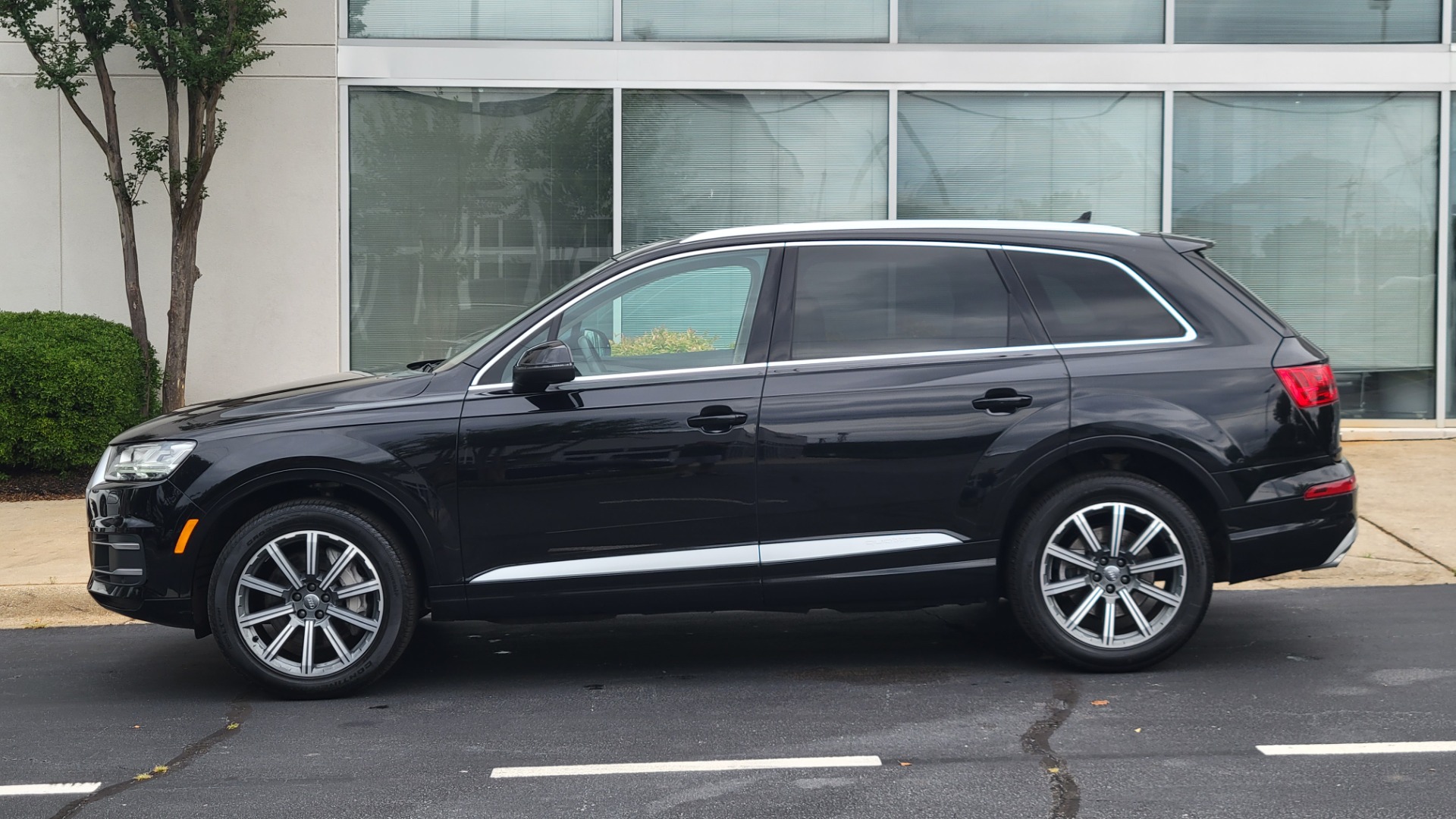 Used 2019 Audi Q7 PREMIUM PLUS / COLD WTHR / NAV / SUNROOF / 3-ROW / CAMERA for sale Sold at Formula Imports in Charlotte NC 28227 3