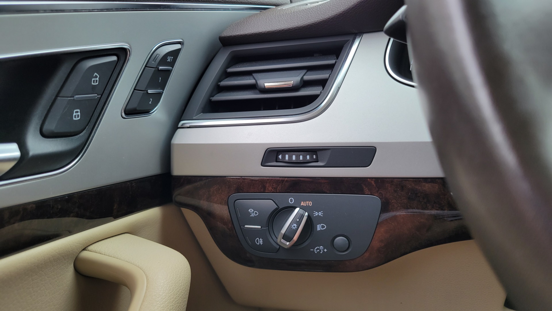 Used 2019 Audi Q7 PREMIUM PLUS / COLD WTHR / NAV / SUNROOF / 3-ROW / CAMERA for sale Sold at Formula Imports in Charlotte NC 28227 37