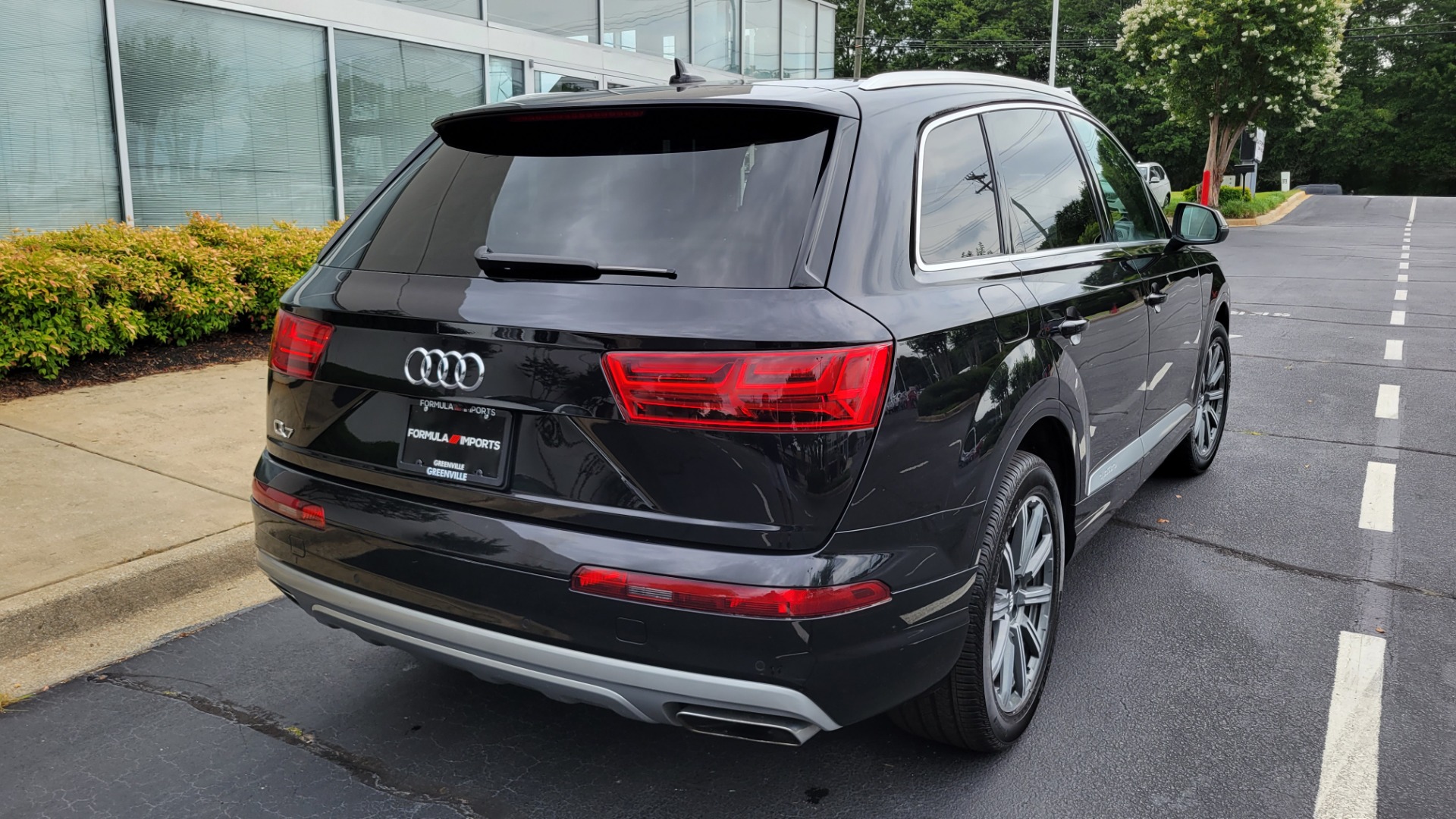 Used 2019 Audi Q7 PREMIUM PLUS / COLD WTHR / NAV / SUNROOF / 3-ROW / CAMERA for sale Sold at Formula Imports in Charlotte NC 28227 5