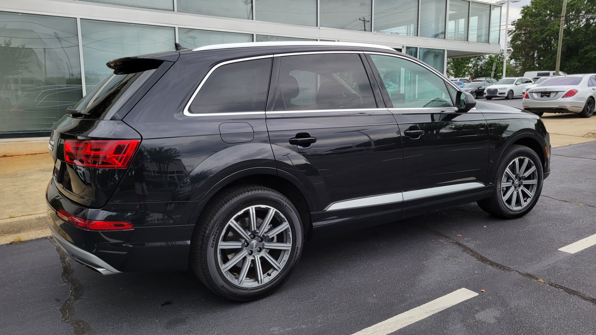 Used 2019 Audi Q7 PREMIUM PLUS / COLD WTHR / NAV / SUNROOF / 3-ROW / CAMERA for sale Sold at Formula Imports in Charlotte NC 28227 6