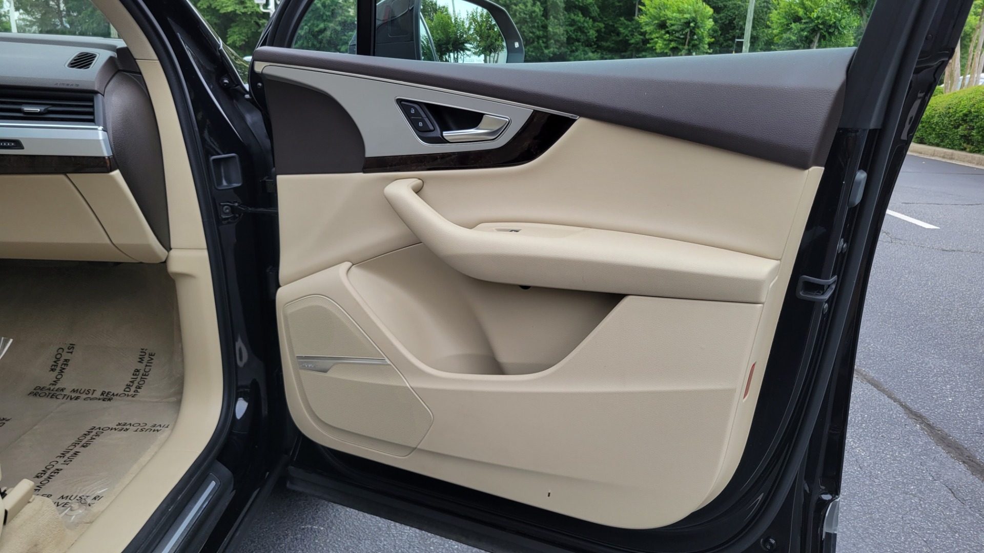 Used 2019 Audi Q7 PREMIUM PLUS / COLD WTHR / NAV / SUNROOF / 3-ROW / CAMERA for sale Sold at Formula Imports in Charlotte NC 28227 71