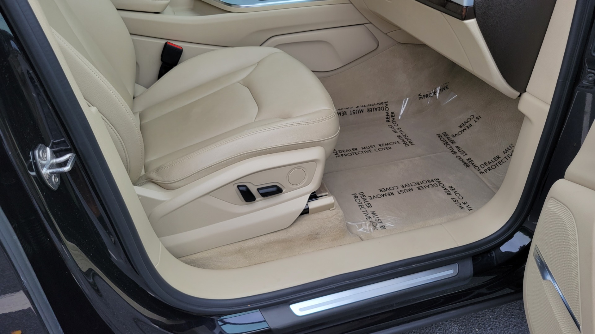 Used 2019 Audi Q7 PREMIUM PLUS / COLD WTHR / NAV / SUNROOF / 3-ROW / CAMERA for sale Sold at Formula Imports in Charlotte NC 28227 73