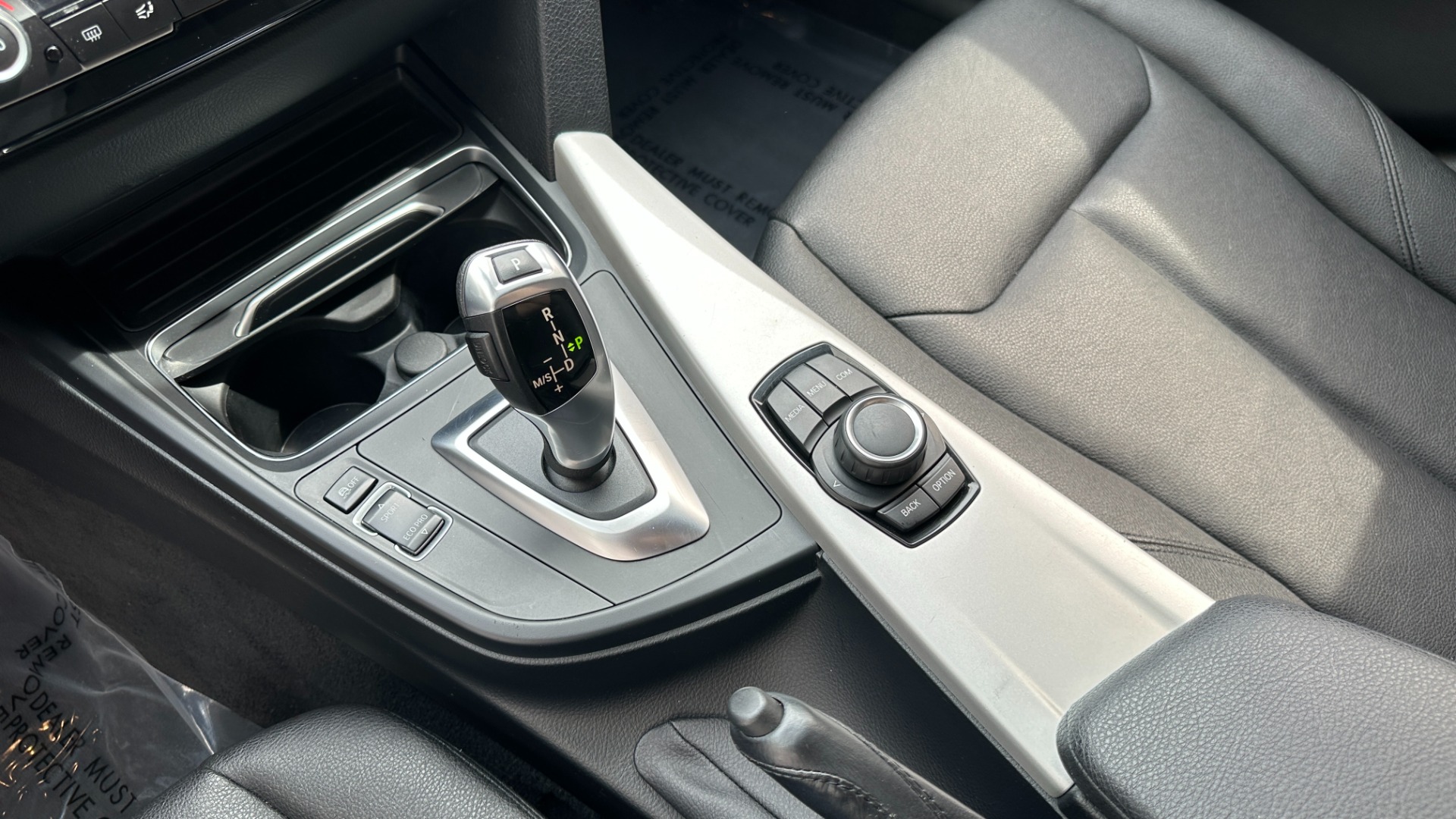 Used 2018 BMW 3 SERIES 320I XDRIVE SEDAN / HTD STS / ACTV BLIND SPT DET / REARVIEW for sale $27,995 at Formula Imports in Charlotte NC 28227 18