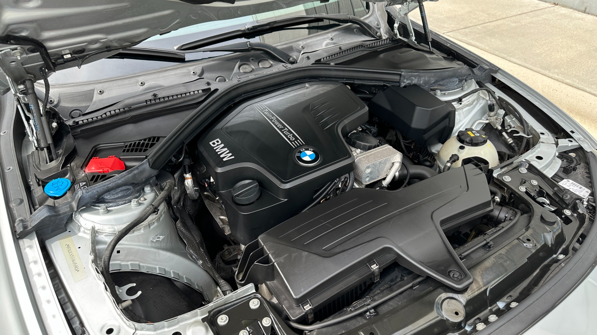 Used 2018 BMW 3 Series 320i xDrive for sale Sold at Formula Imports in Charlotte NC 28227 34