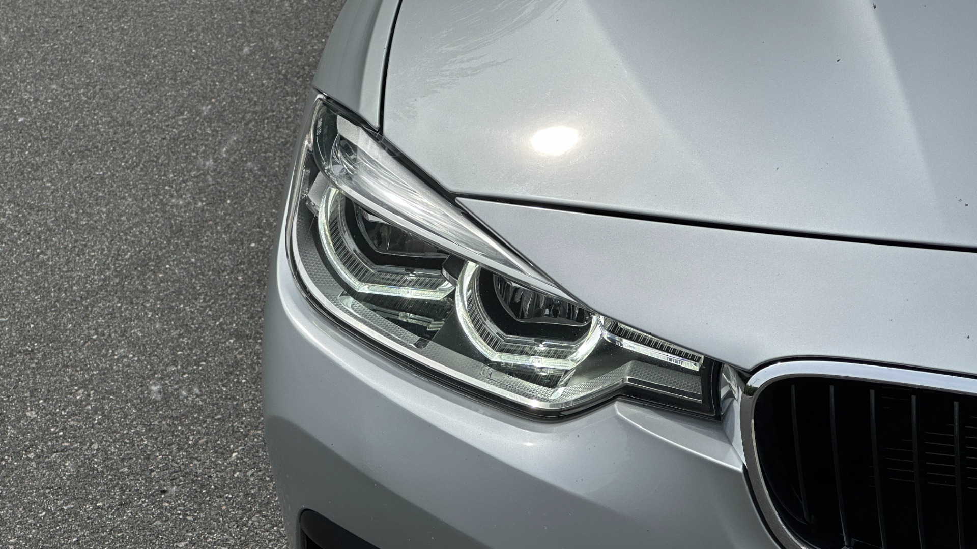 Used 2018 BMW 3 Series 320i xDrive for sale Sold at Formula Imports in Charlotte NC 28227 40