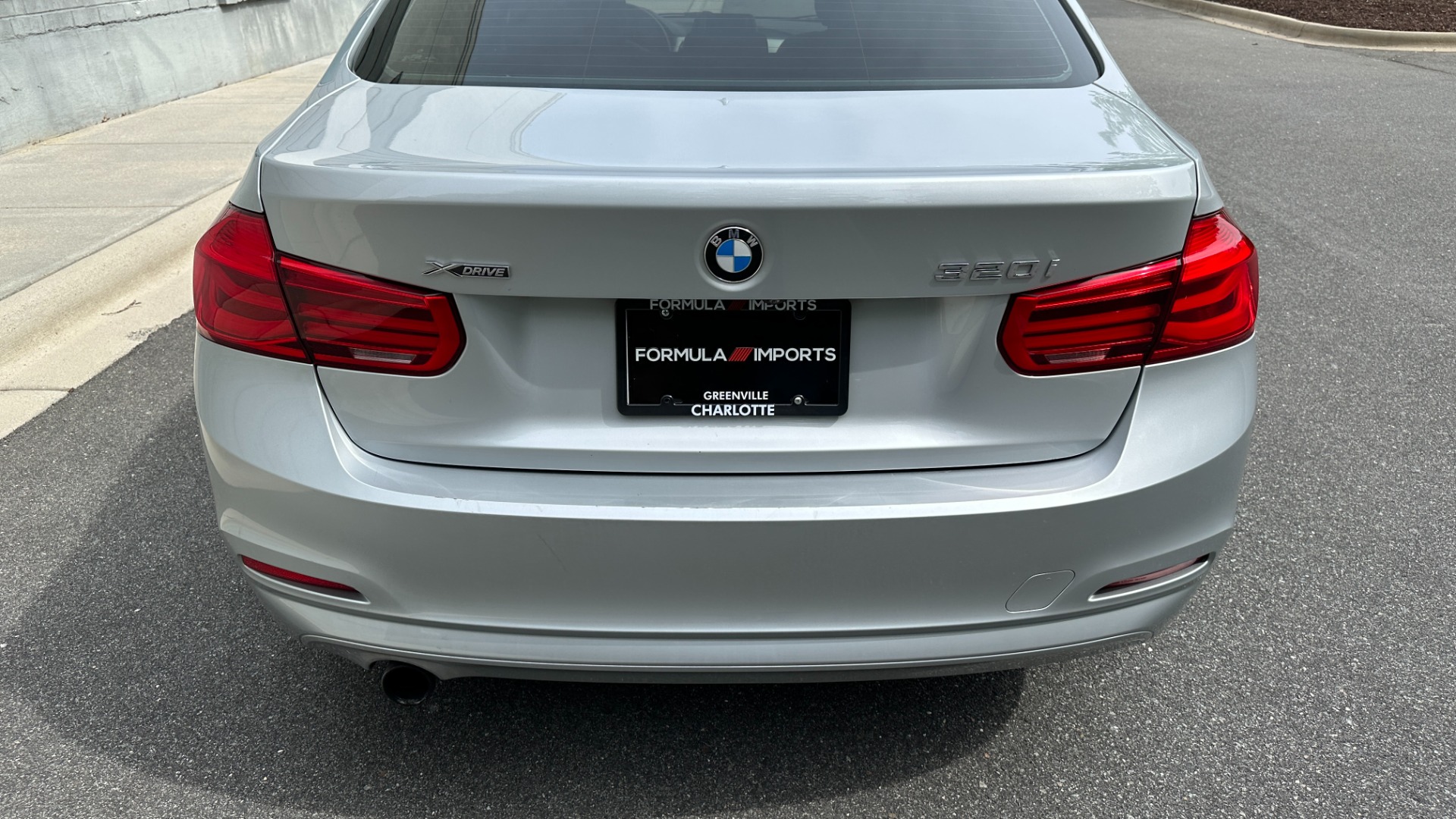 Used 2018 BMW 3 Series 320i xDrive for sale Sold at Formula Imports in Charlotte NC 28227 7
