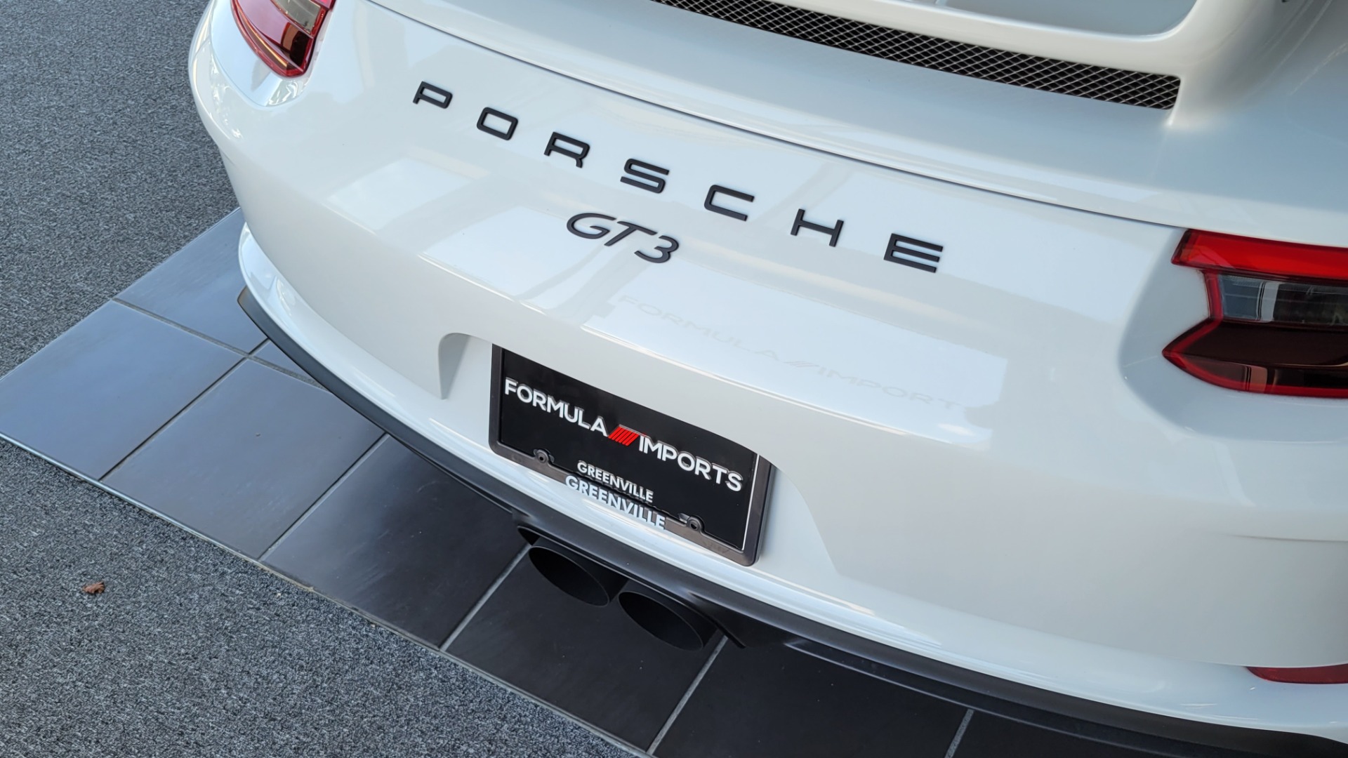 Used 2019 Porsche 911 GT3 4.0L 520HP COUPE / PDK 7-SPD / BOSE / APPLE / REARVIEW for sale Sold at Formula Imports in Charlotte NC 28227 11
