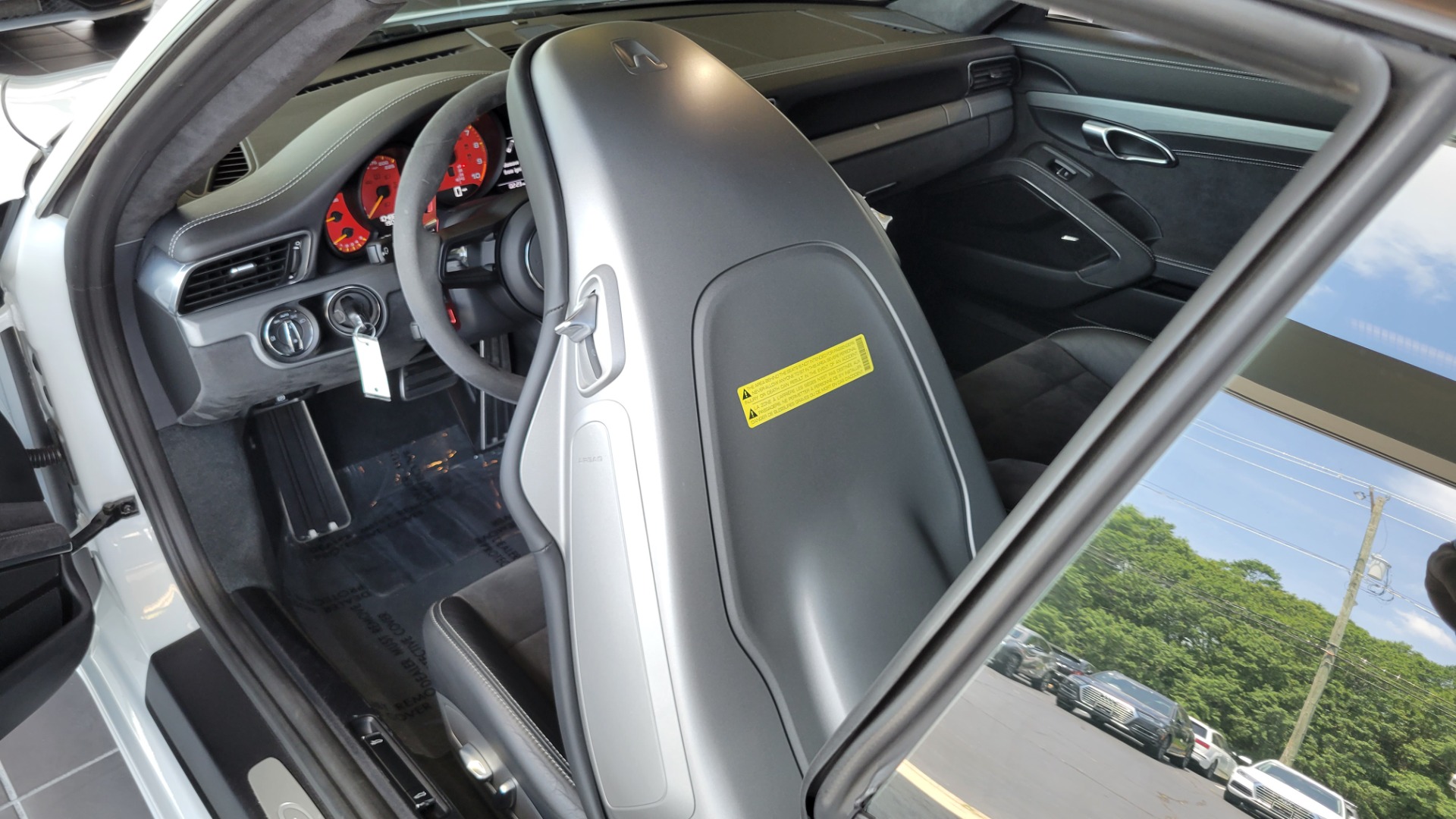 Used 2019 Porsche 911 GT3 4.0L 520HP COUPE / PDK 7-SPD / BOSE / APPLE / REARVIEW for sale Sold at Formula Imports in Charlotte NC 28227 64