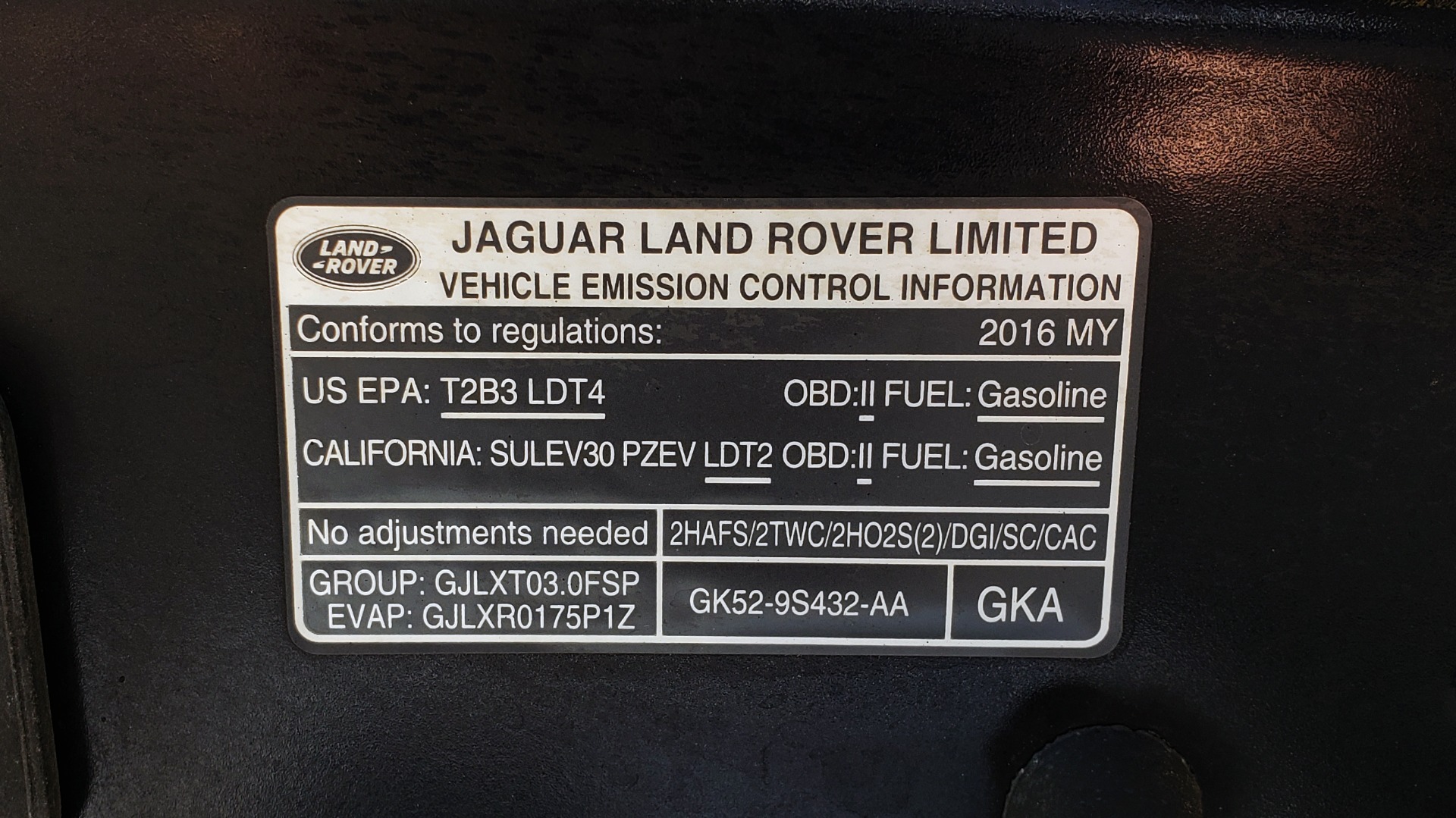 Used 2016 Land Rover RANGE ROVER HSE SC V6 / 4x4 / NAV / SUNROOF / REARVIEW for sale Sold at Formula Imports in Charlotte NC 28227 12