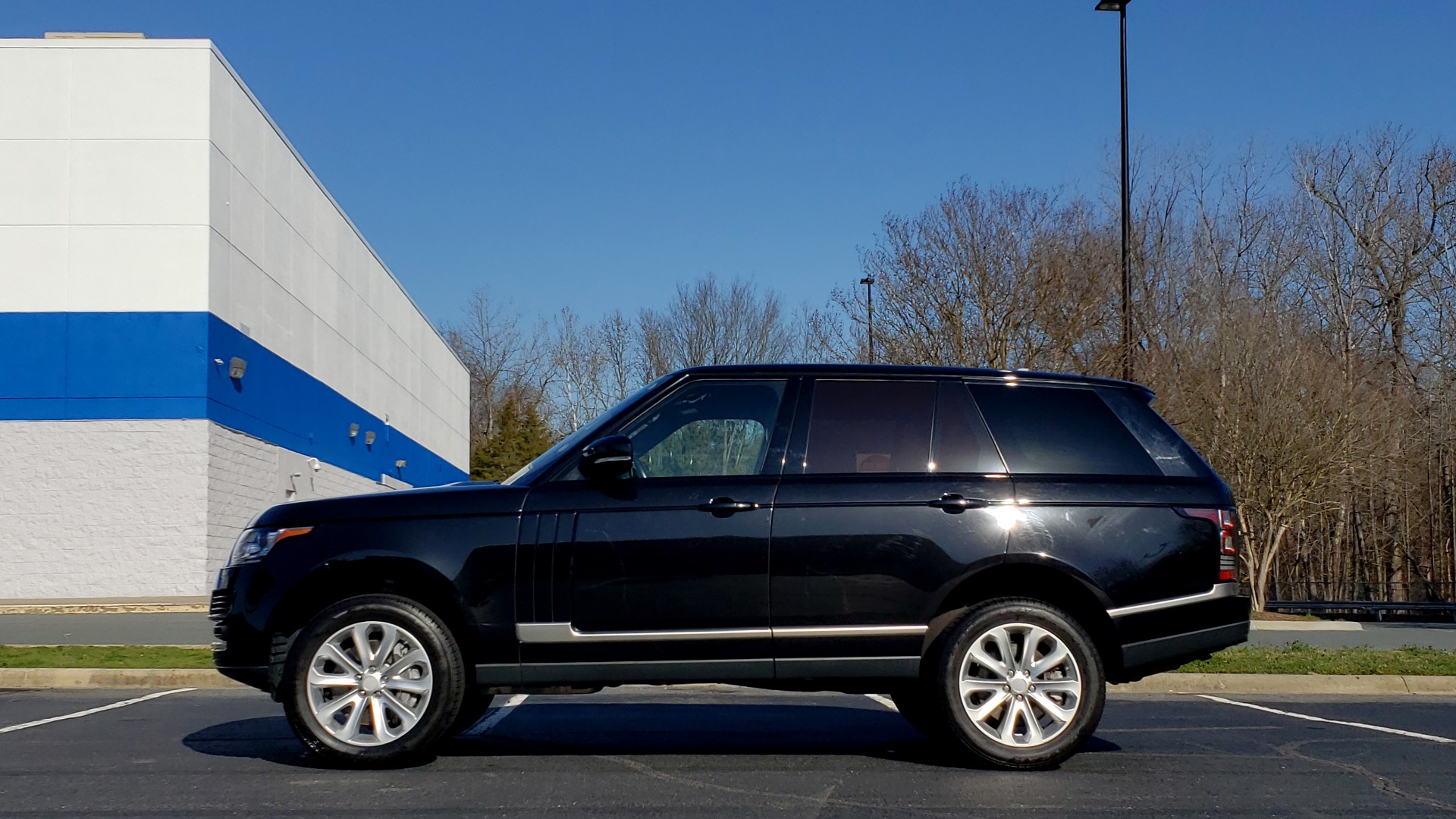 Used 2016 Land Rover RANGE ROVER HSE SC V6 / 4x4 / NAV / SUNROOF / REARVIEW for sale Sold at Formula Imports in Charlotte NC 28227 2