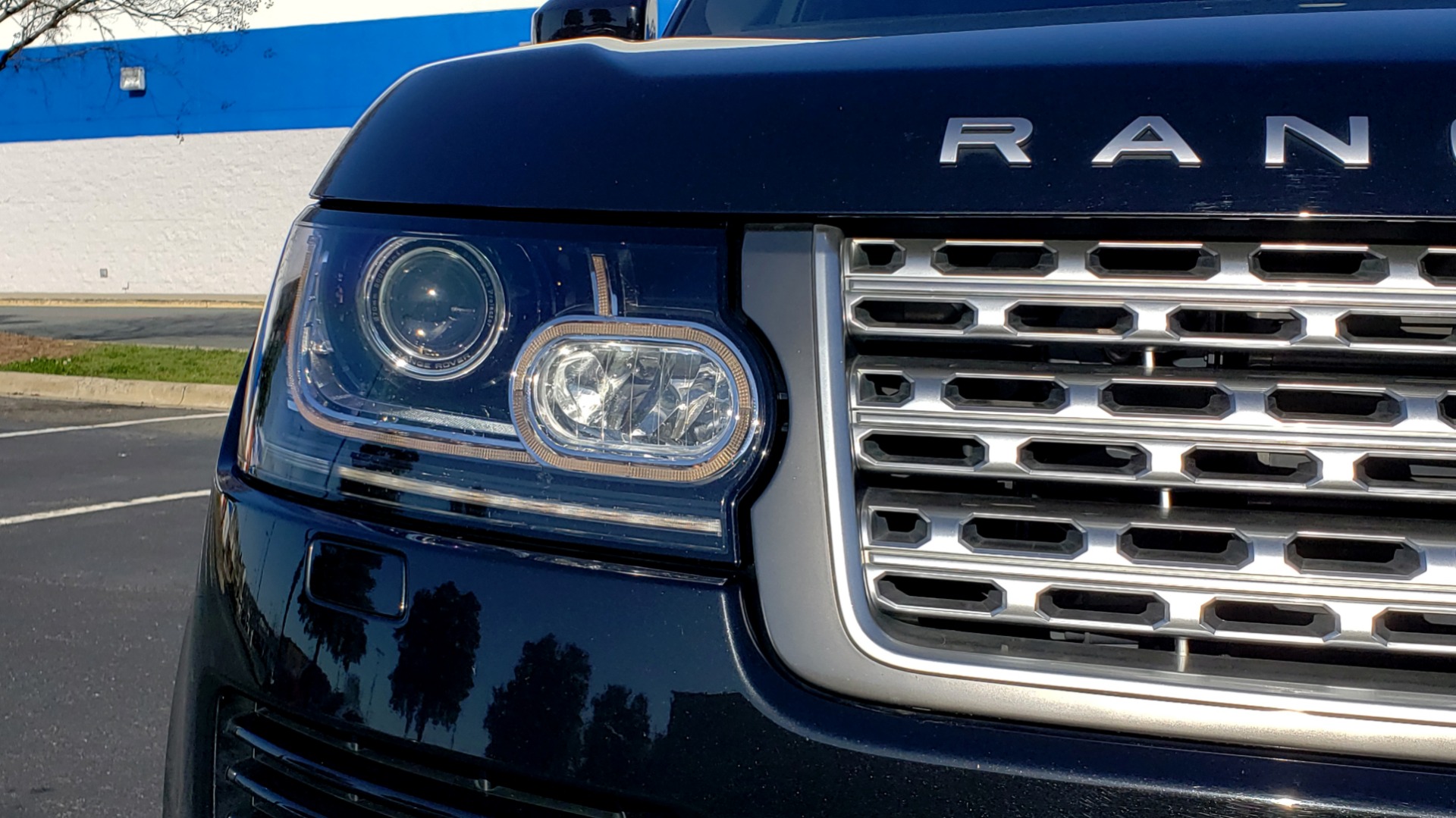 Used 2016 Land Rover RANGE ROVER HSE SC V6 / 4x4 / NAV / SUNROOF / REARVIEW for sale Sold at Formula Imports in Charlotte NC 28227 21