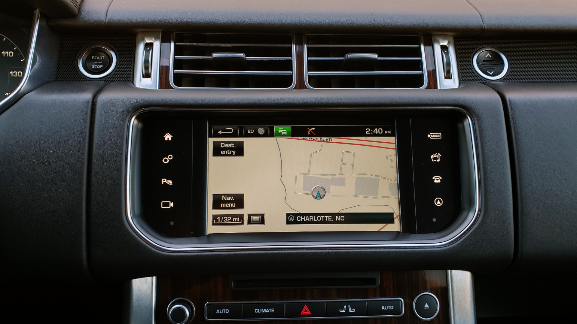 Used 2016 Land Rover RANGE ROVER HSE SC V6 / 4x4 / NAV / SUNROOF / REARVIEW for sale Sold at Formula Imports in Charlotte NC 28227 42