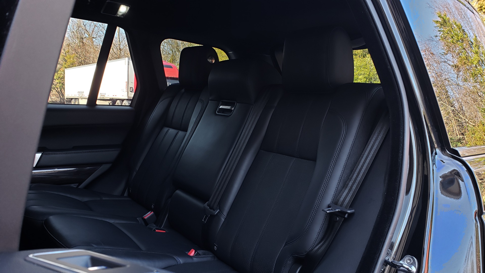 Used 2016 Land Rover RANGE ROVER HSE SC V6 / 4x4 / NAV / SUNROOF / REARVIEW for sale Sold at Formula Imports in Charlotte NC 28227 58