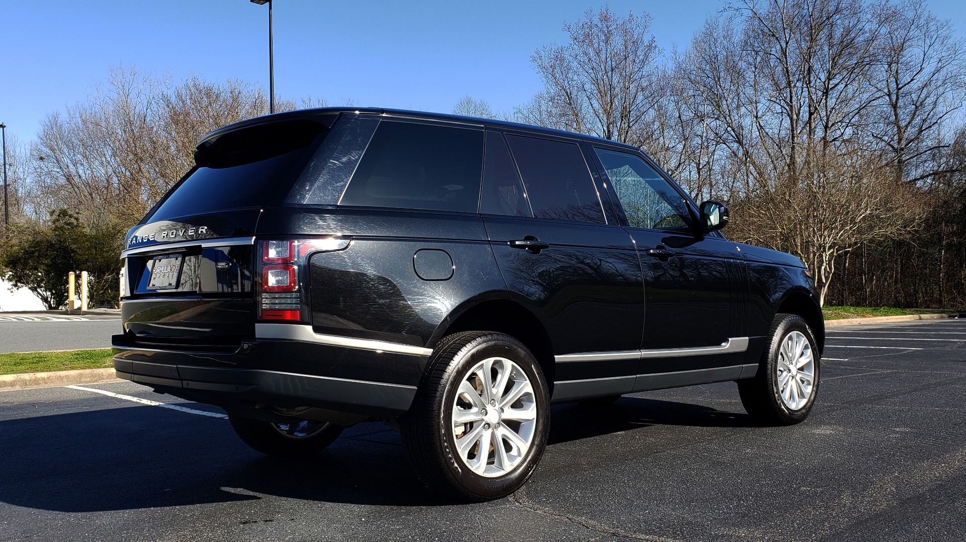 Used 2016 Land Rover RANGE ROVER HSE SC V6 / 4x4 / NAV / SUNROOF / REARVIEW for sale Sold at Formula Imports in Charlotte NC 28227 6