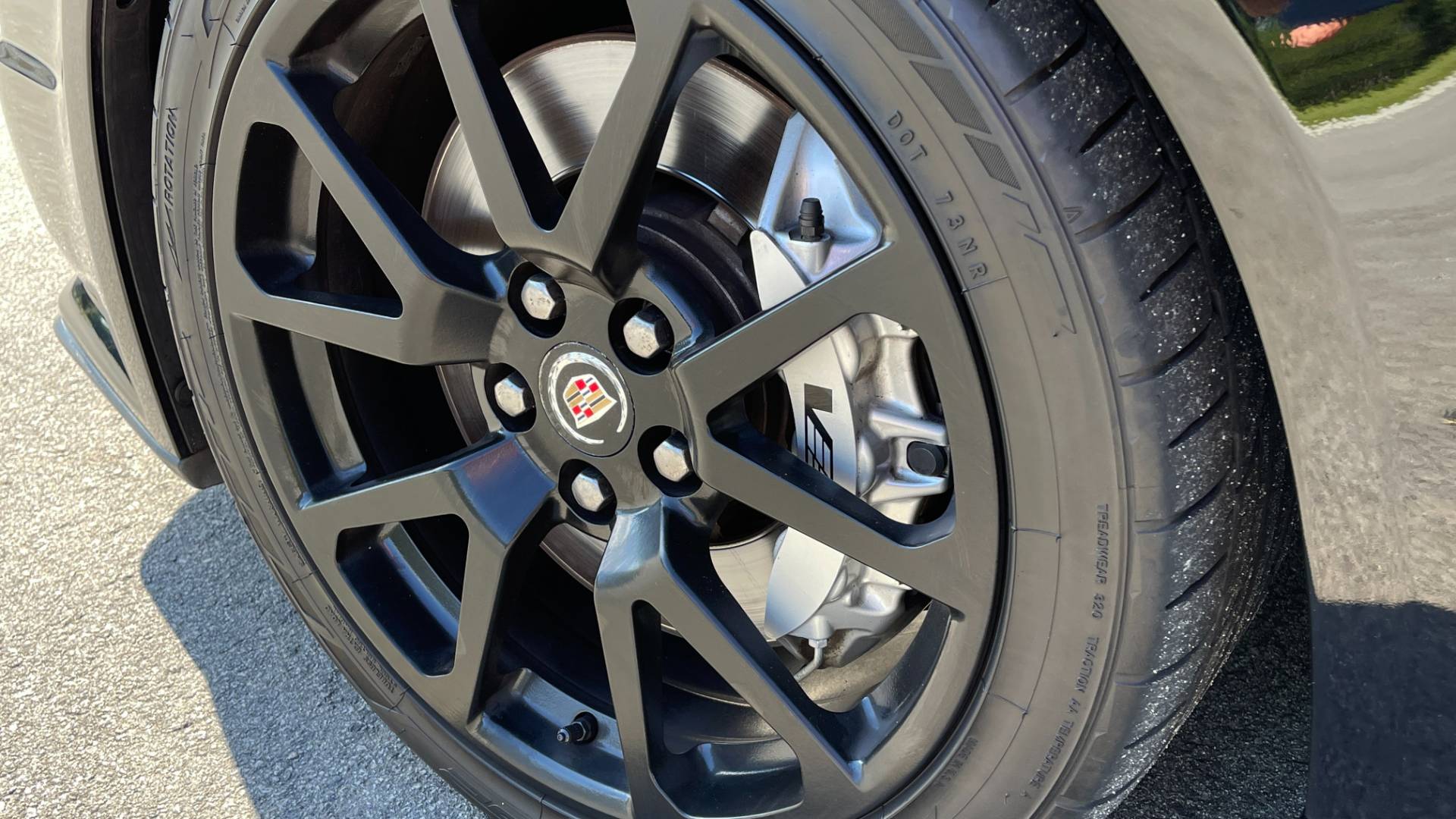 Used 2011 Cadillac CTS-V COUPE 6.2L 600HP+ / NAV / BOSE / SUNROOF / RECARO / 19IN WHLS / REARVIEW for sale Sold at Formula Imports in Charlotte NC 28227 14