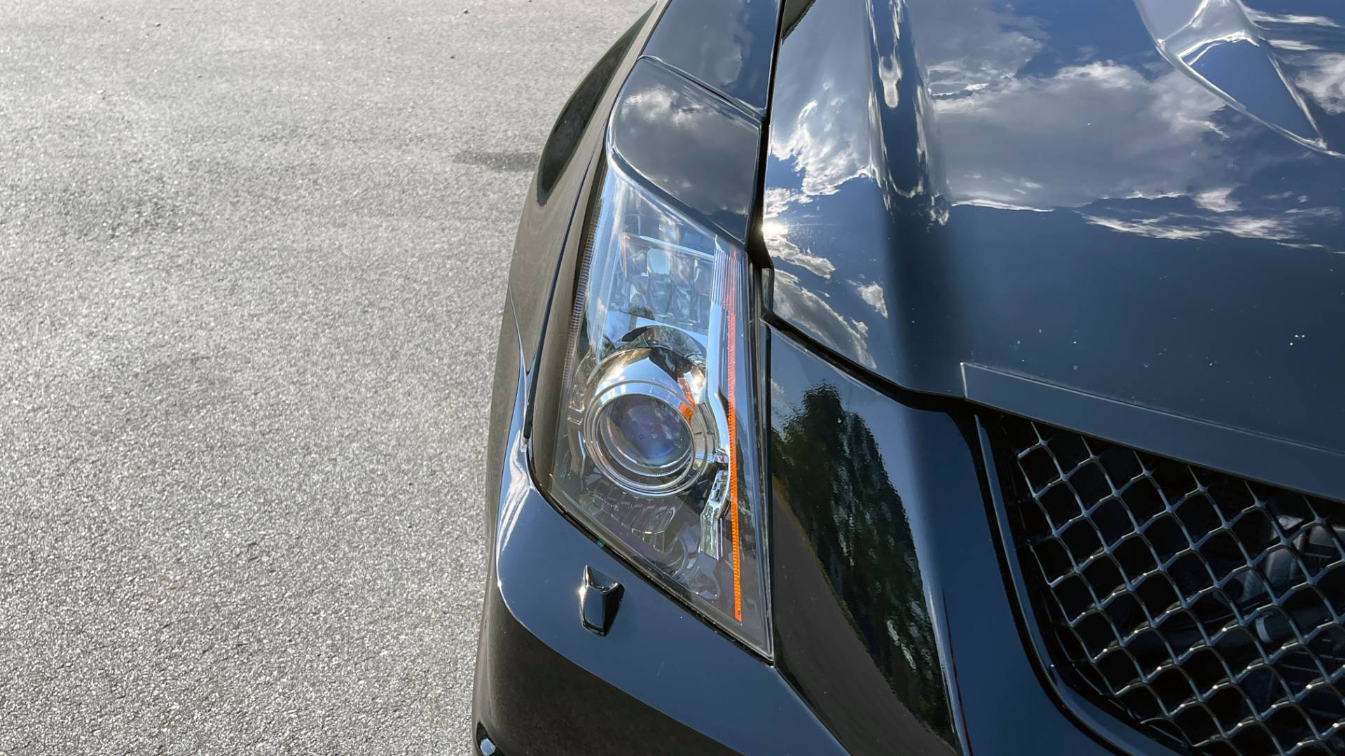 Used 2011 Cadillac CTS-V COUPE 6.2L 600HP+ / NAV / BOSE / SUNROOF / RECARO / 19IN WHLS / REARVIEW for sale Sold at Formula Imports in Charlotte NC 28227 23