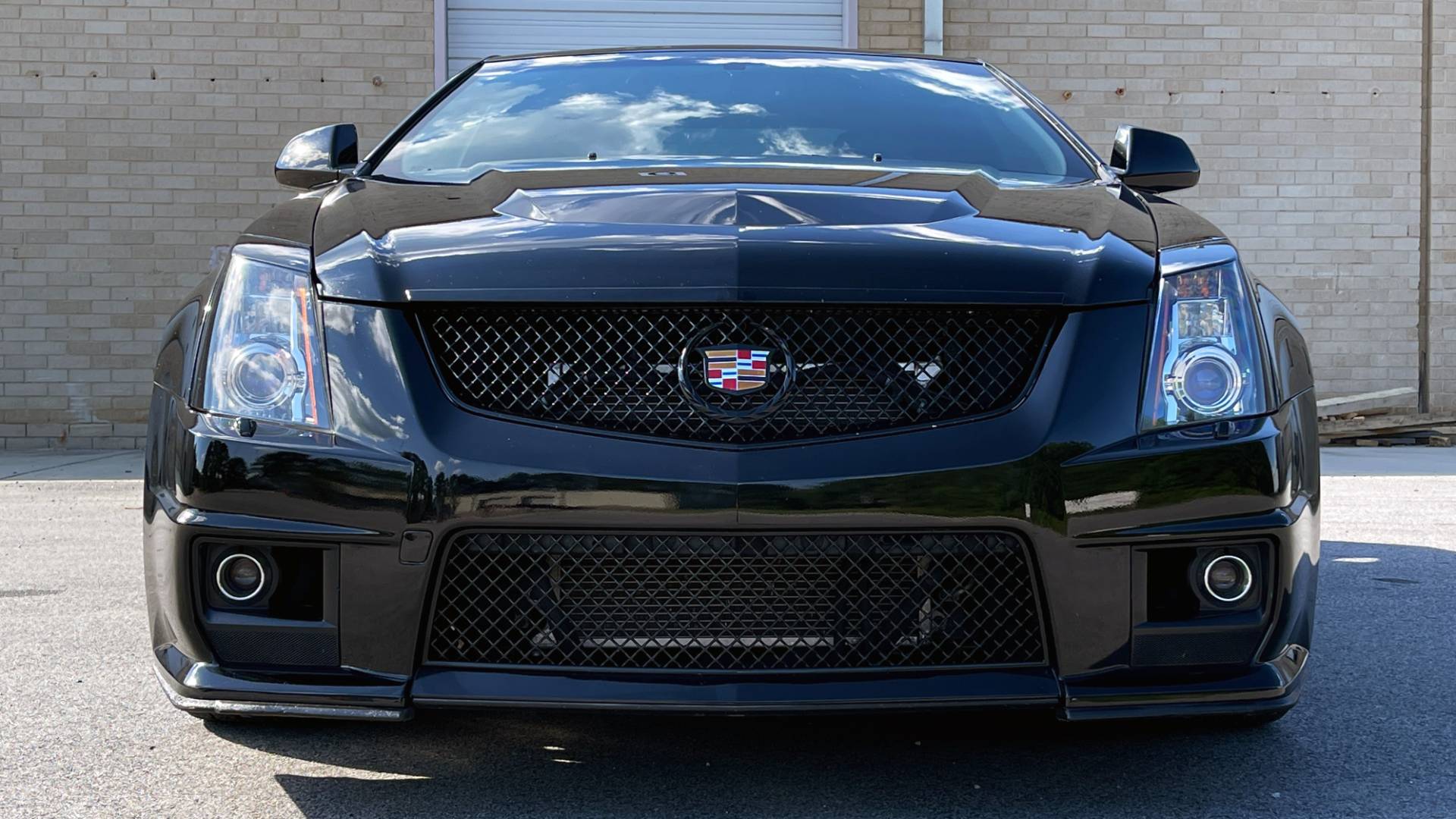Used 2011 Cadillac CTS-V COUPE 6.2L 600HP+ / NAV / BOSE / SUNROOF / RECARO / 19IN WHLS / REARVIEW for sale $39,995 at Formula Imports in Charlotte NC 28227 6