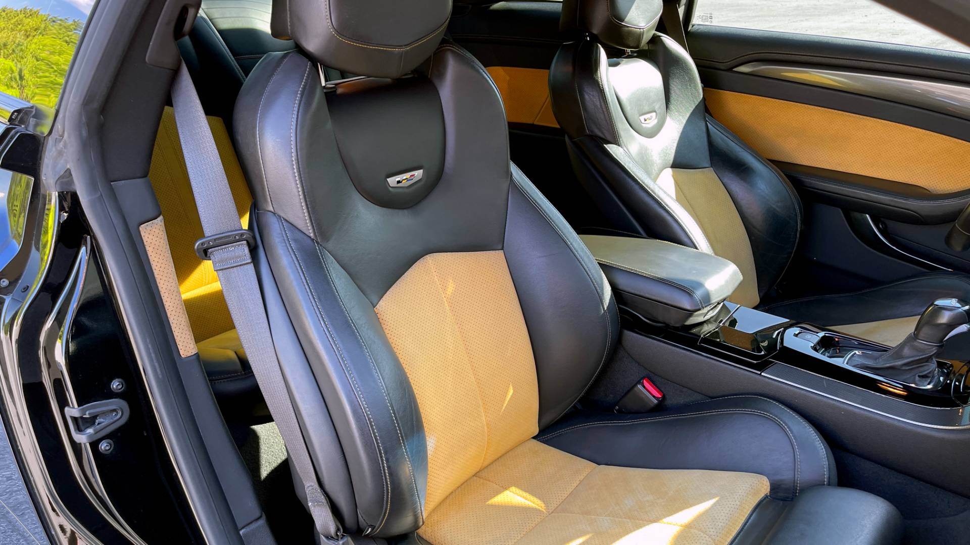 Used 2011 Cadillac CTS-V COUPE 6.2L 600HP+ / NAV / BOSE / SUNROOF / RECARO / 19IN WHLS / REARVIEW for sale Sold at Formula Imports in Charlotte NC 28227 86