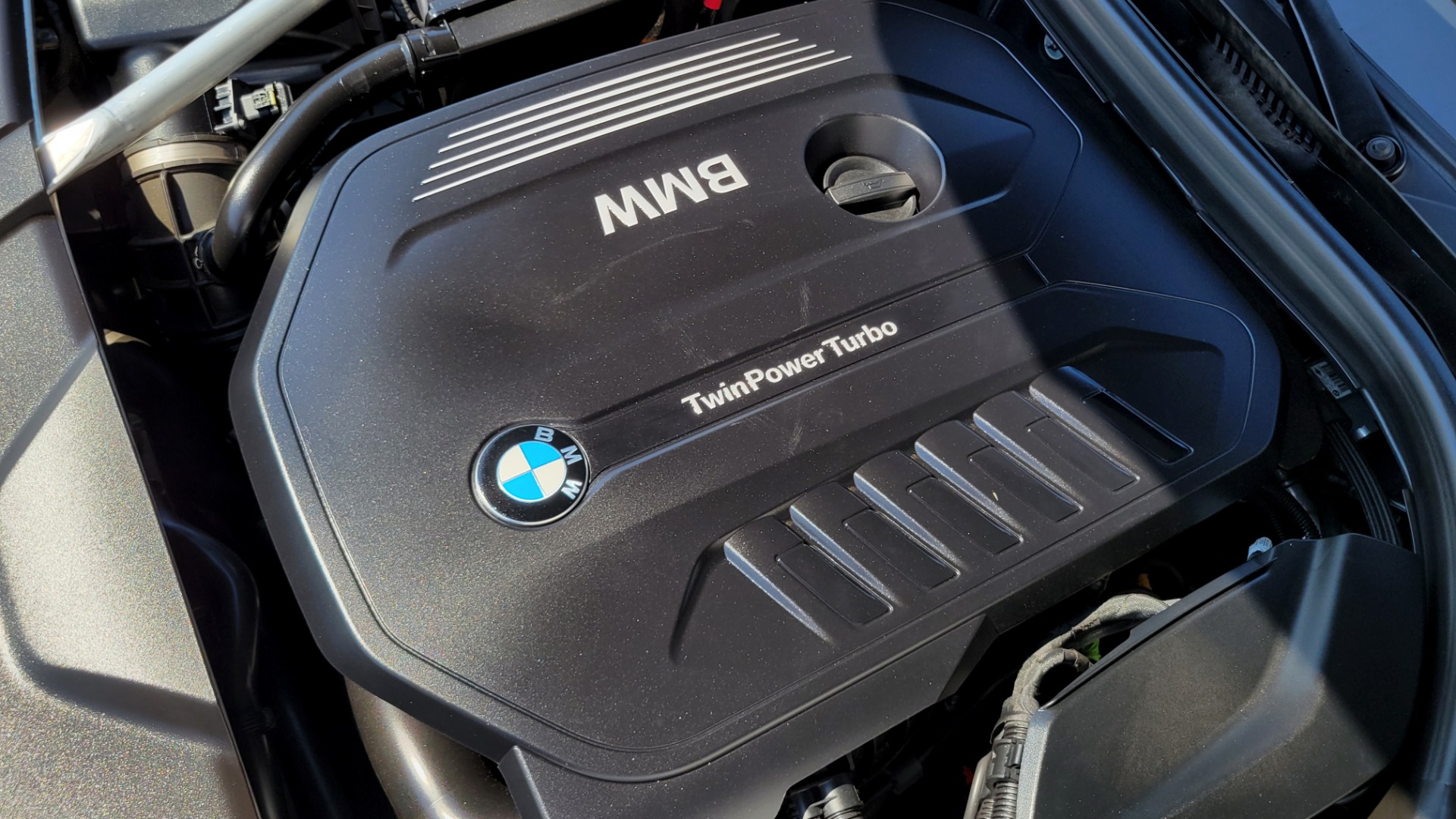 Used 2018 BMW 7 SERIES 740I M-SPORT SEDAN / 8-SPD AUTO / NAV / SUNROOF / H/K SND / CAMERA for sale $48,995 at Formula Imports in Charlotte NC 28227 16