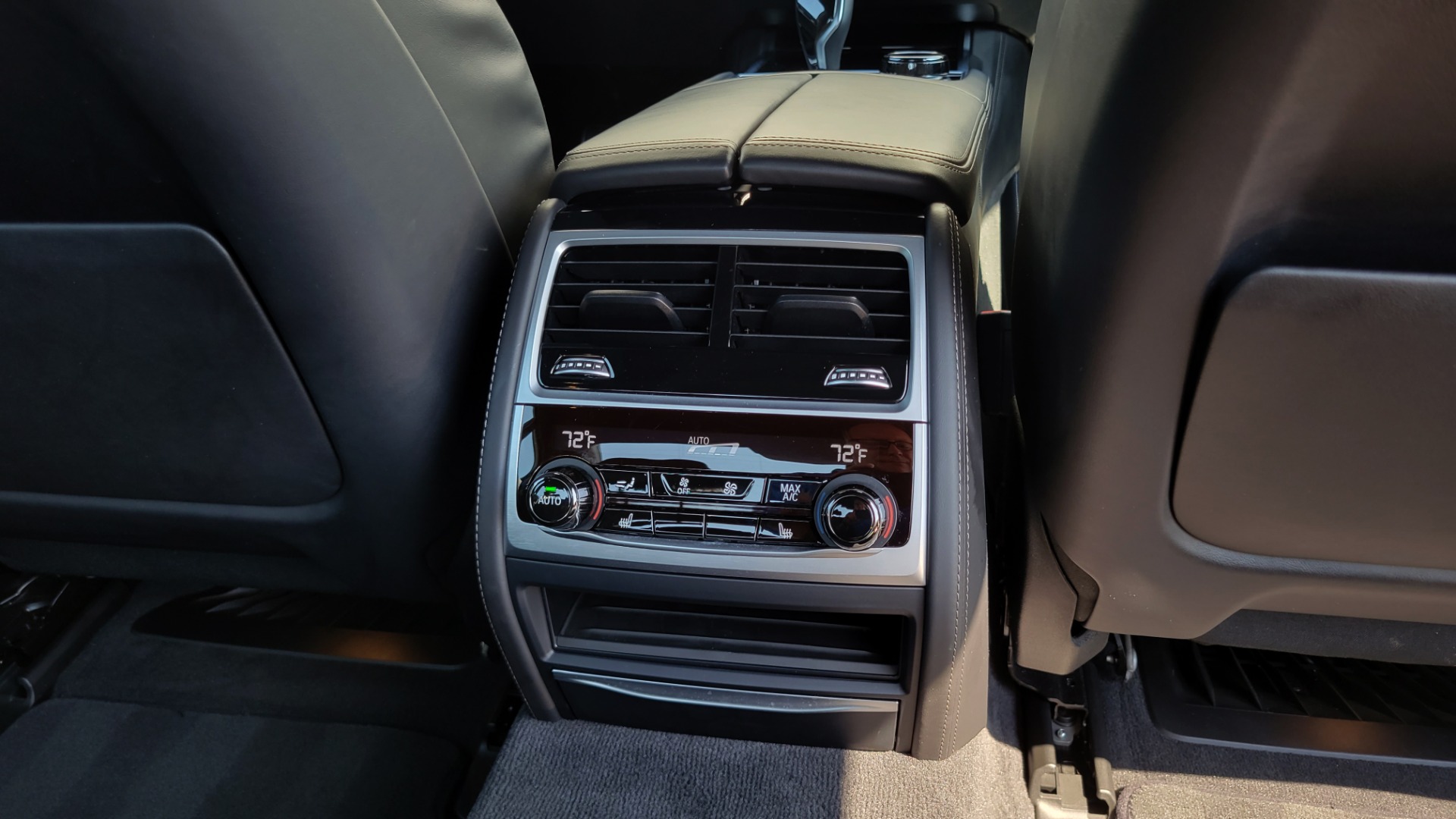 Used 2018 BMW 7 SERIES 740I M-SPORT SEDAN / 8-SPD AUTO / NAV / SUNROOF / H/K SND / CAMERA for sale $48,995 at Formula Imports in Charlotte NC 28227 86