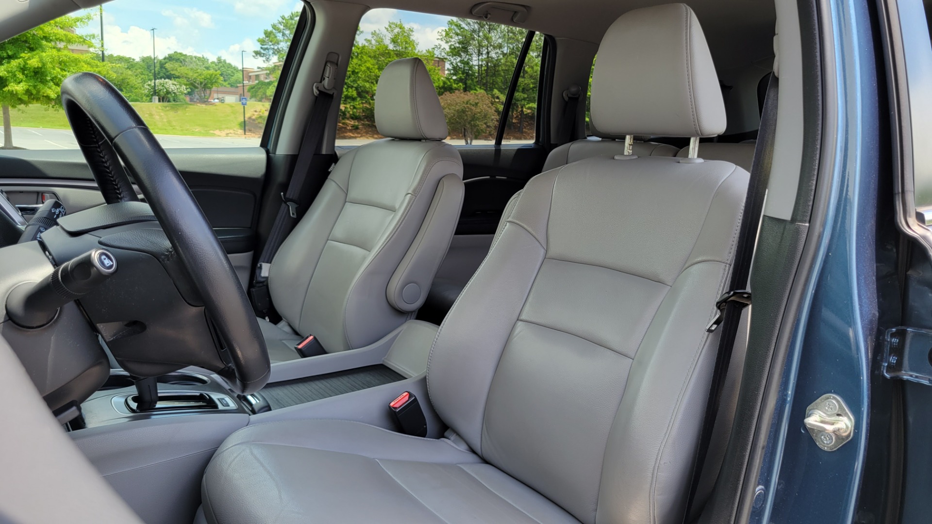 Used 2016 Honda PILOT EX-L / 2WD / 4-DR W/HONDA SENSING / SUNROOF / 3-ROWS for sale Call for price at Formula Imports in Charlotte NC 28227 39
