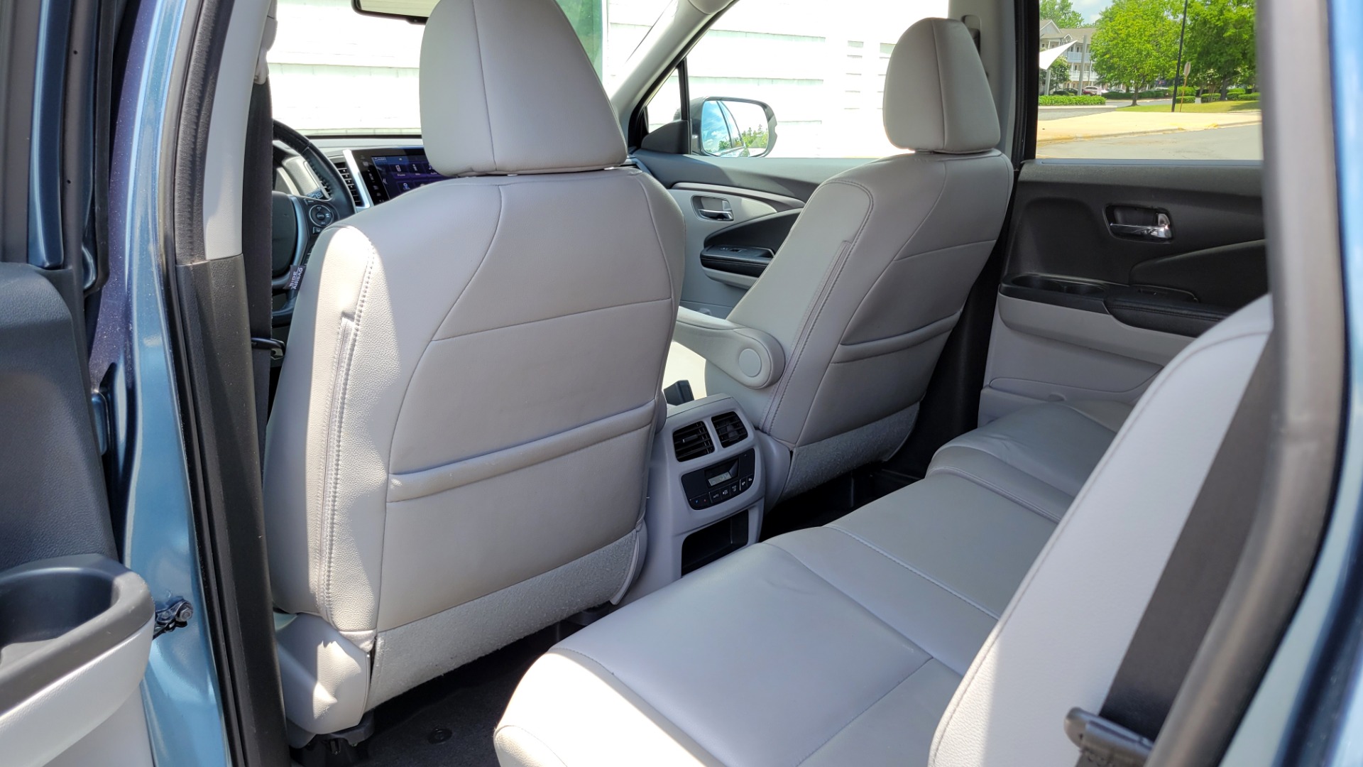 Used 2016 Honda Pilot EX-L for sale Sold at Formula Imports in Charlotte NC 28227 64