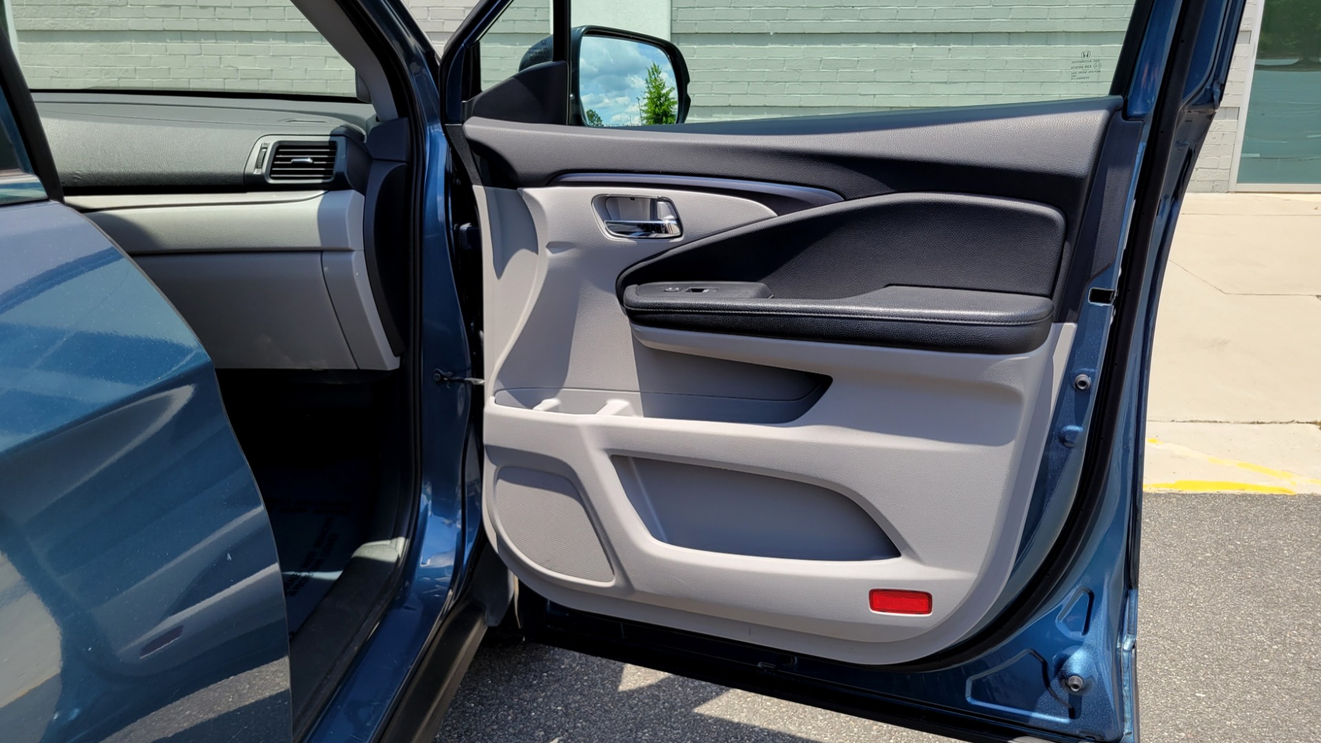 Used 2016 Honda PILOT EX-L / 2WD / 4-DR W/HONDA SENSING / SUNROOF / 3-ROWS for sale Call for price at Formula Imports in Charlotte NC 28227 69