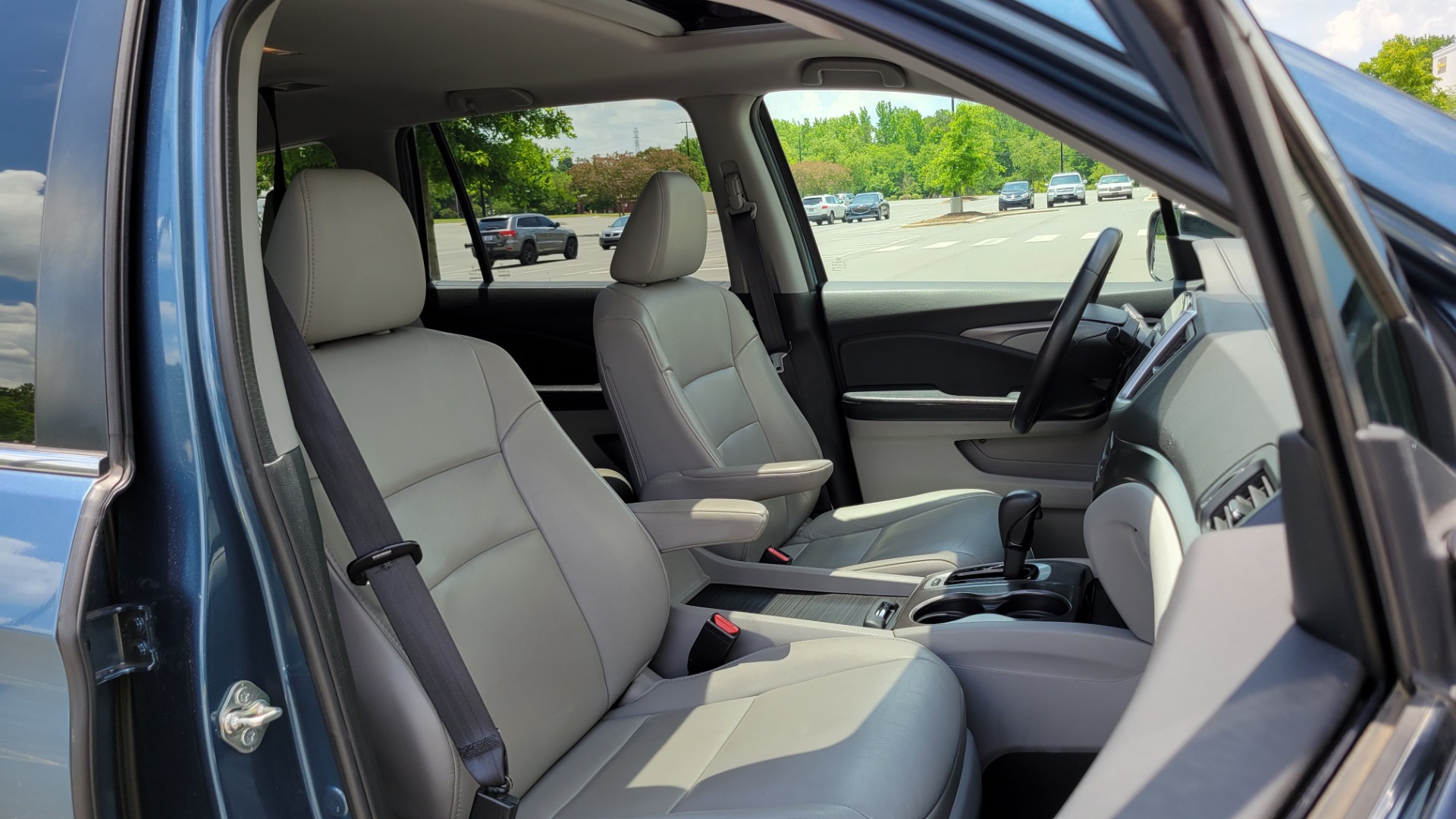 Used 2016 Honda PILOT EX-L / 2WD / 4-DR W/HONDA SENSING / SUNROOF / 3-ROWS for sale Call for price at Formula Imports in Charlotte NC 28227 72