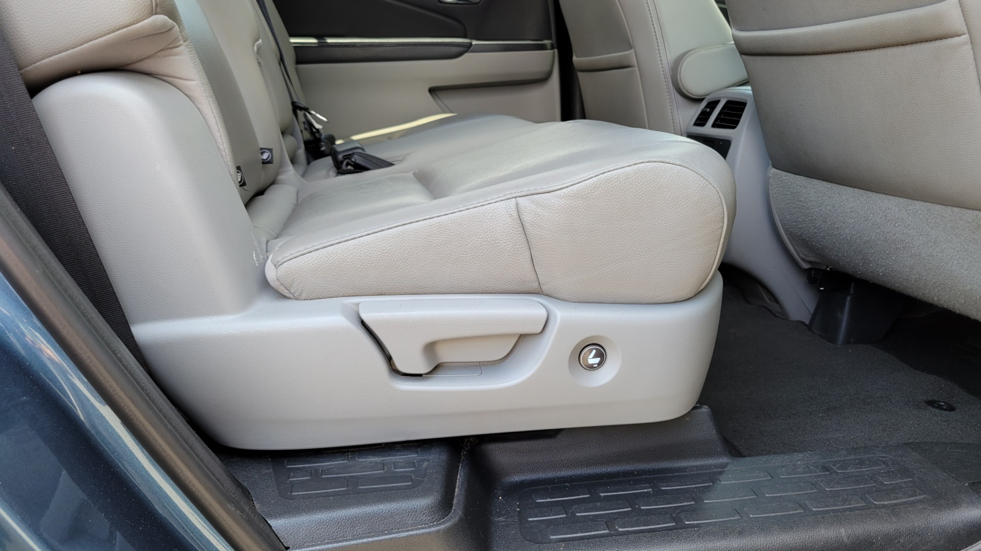 Used 2016 Honda Pilot EX-L for sale Sold at Formula Imports in Charlotte NC 28227 77