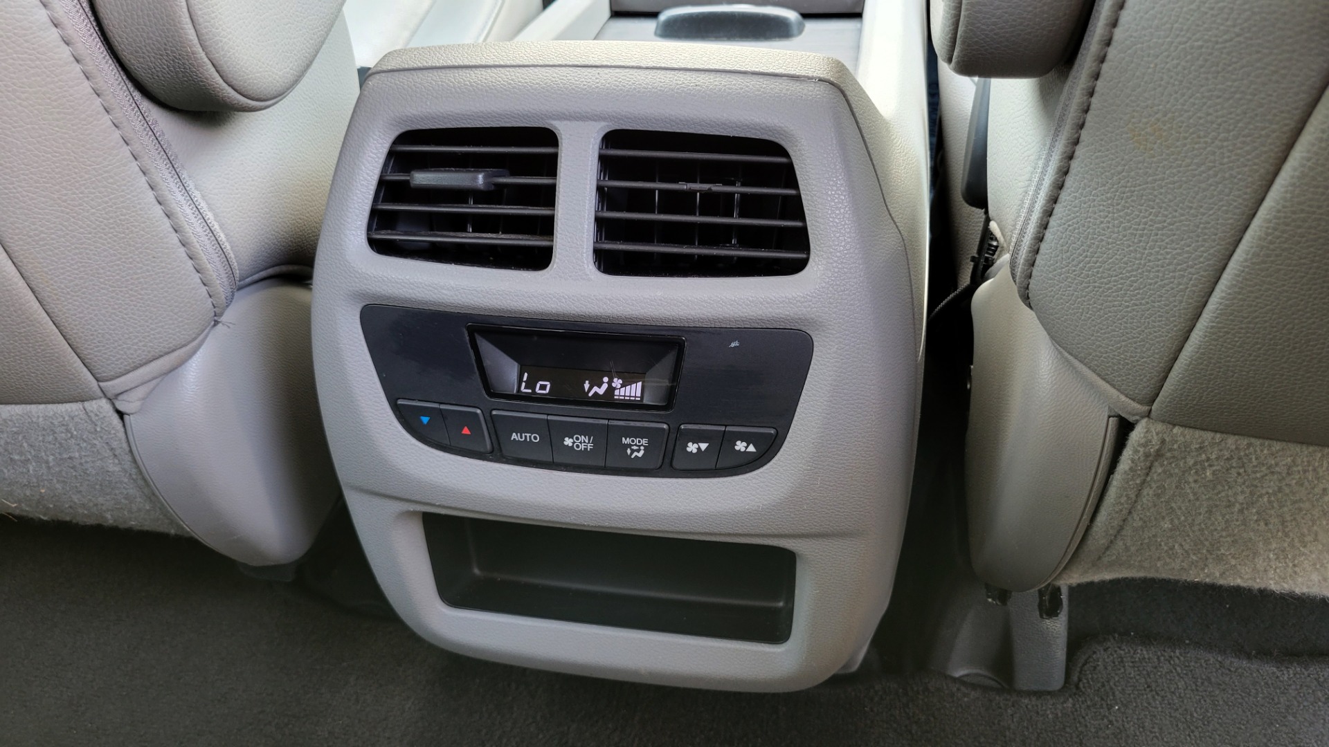 Used 2016 Honda Pilot EX-L for sale Sold at Formula Imports in Charlotte NC 28227 81