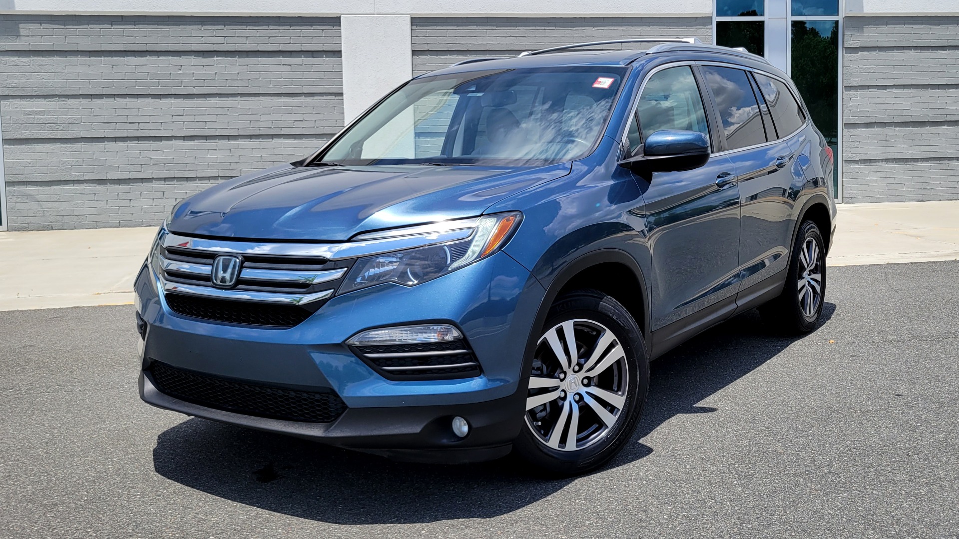 Used 2016 Honda PILOT EX-L / 2WD / 4-DR W/HONDA SENSING / SUNROOF / 3-ROWS for sale Call for price at Formula Imports in Charlotte NC 28227 1